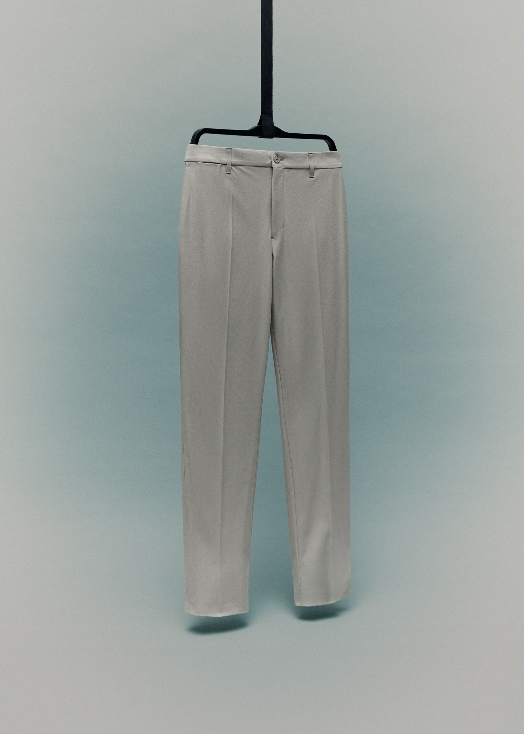 Slim-fit thermoregulating trousers - Details of the article 9, Light/Pastel Grey. Ref: 17056327-00.