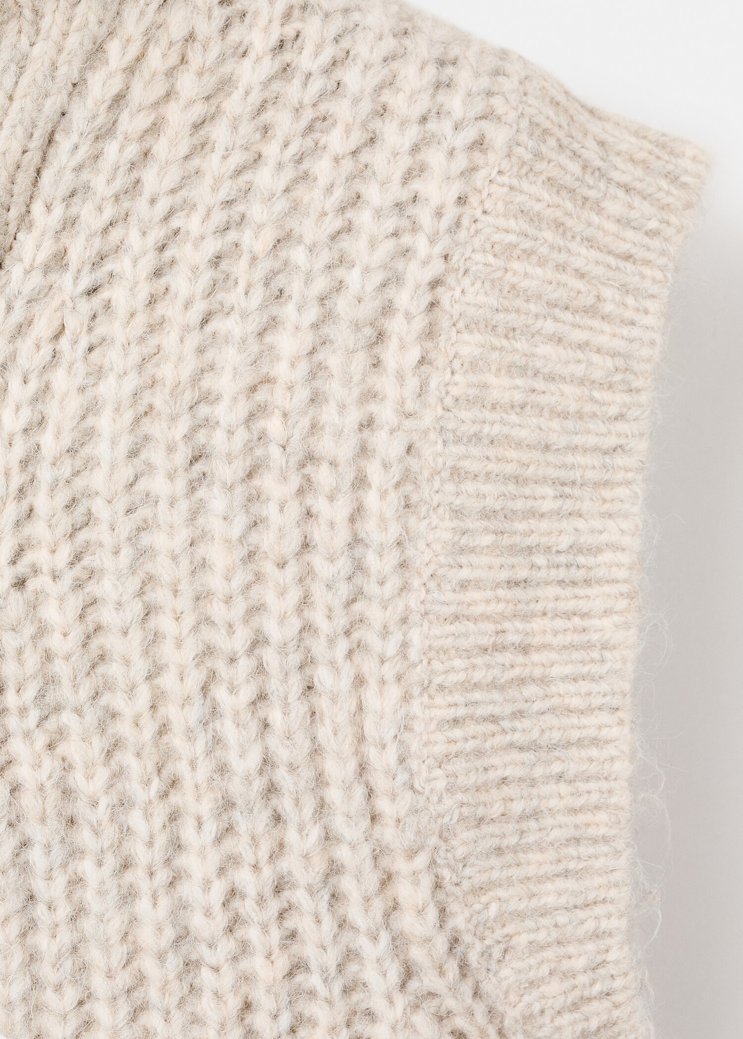 Gilet maille col montant - Détail de l'article 0