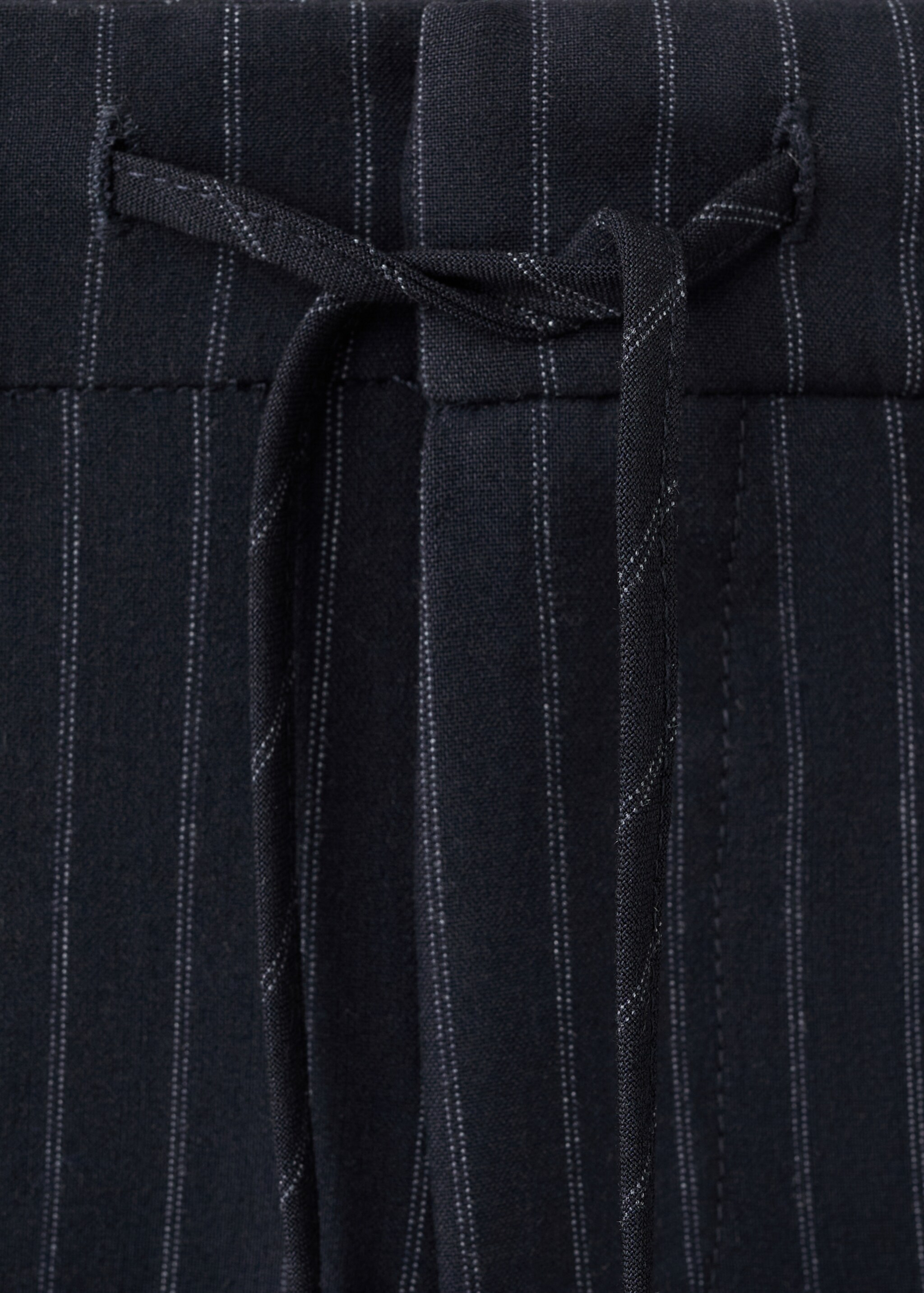 Trousers traje - Details of the article 8, Navy. Ref: 17056337-00.