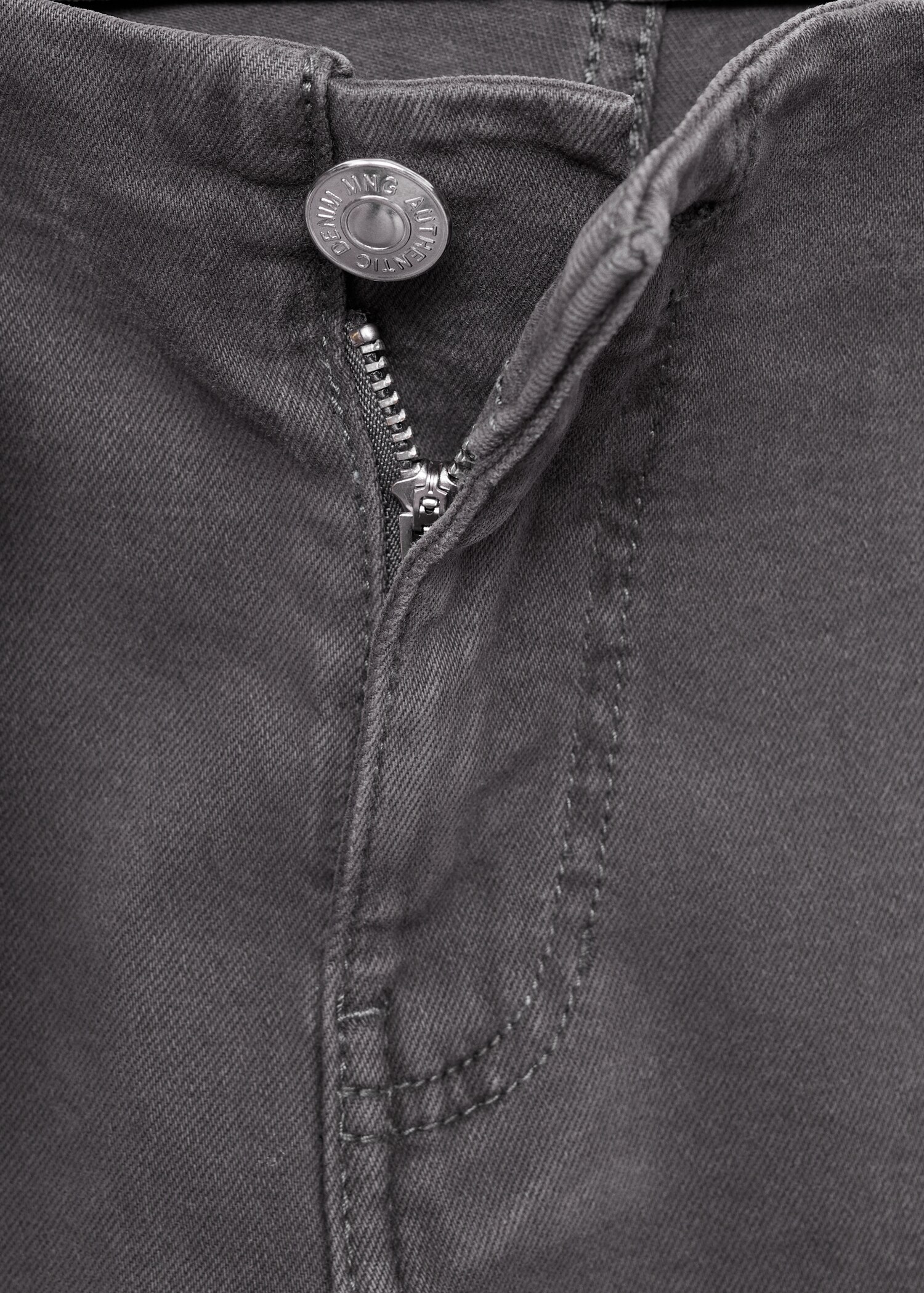 Jean style jupe-culotte boutons - Détail de l'article 0