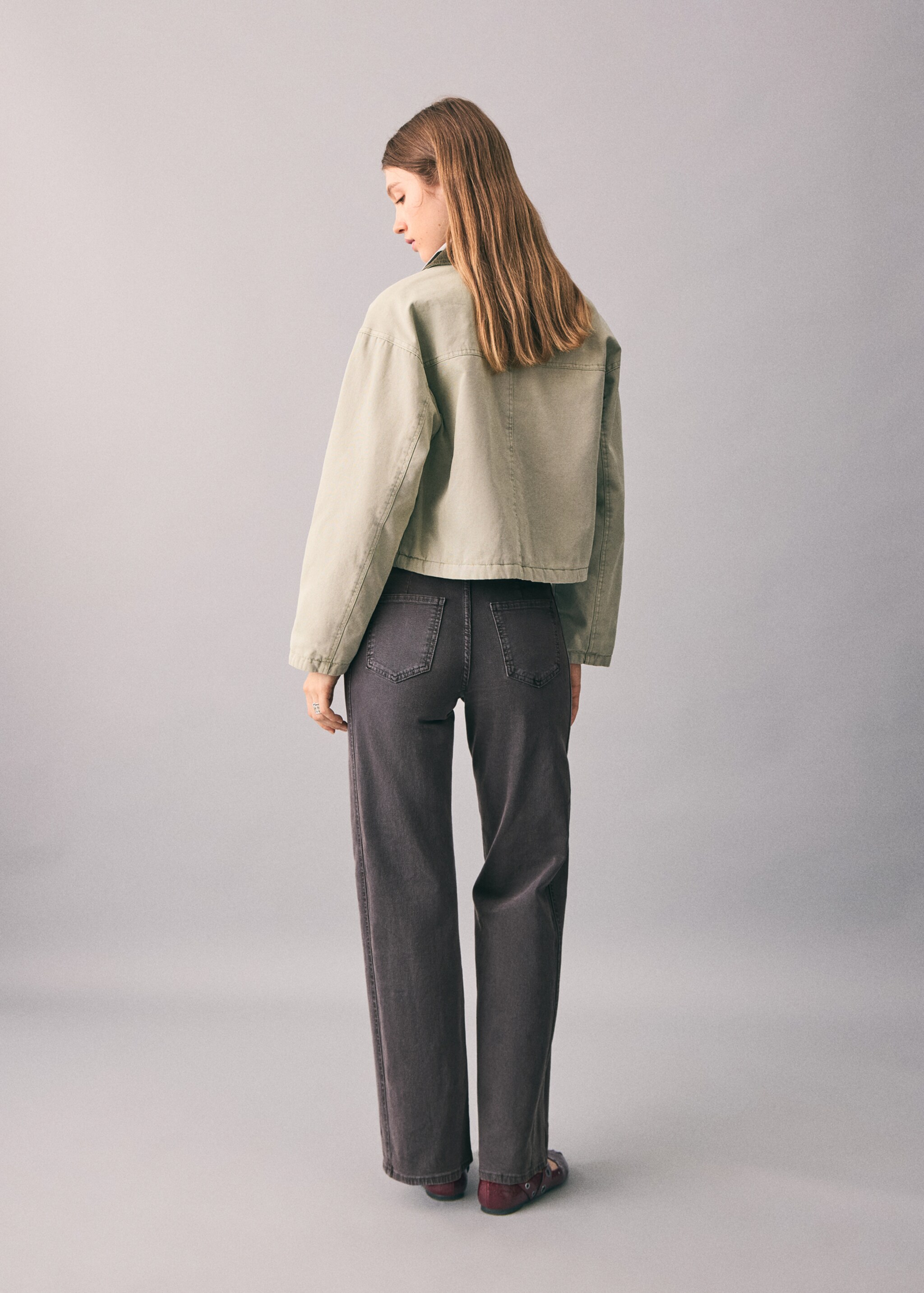 Straight-leg jeans with belt - Reverse of the article, Charcoal. Ref: 17056342-00.
