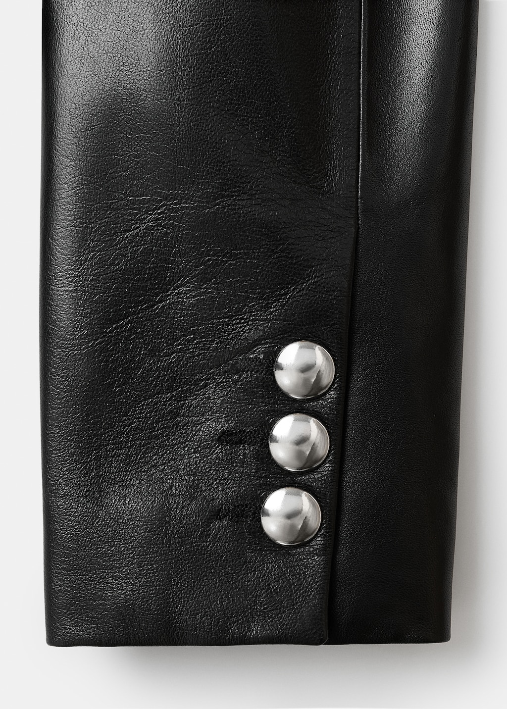 100% leather jacket with buttons