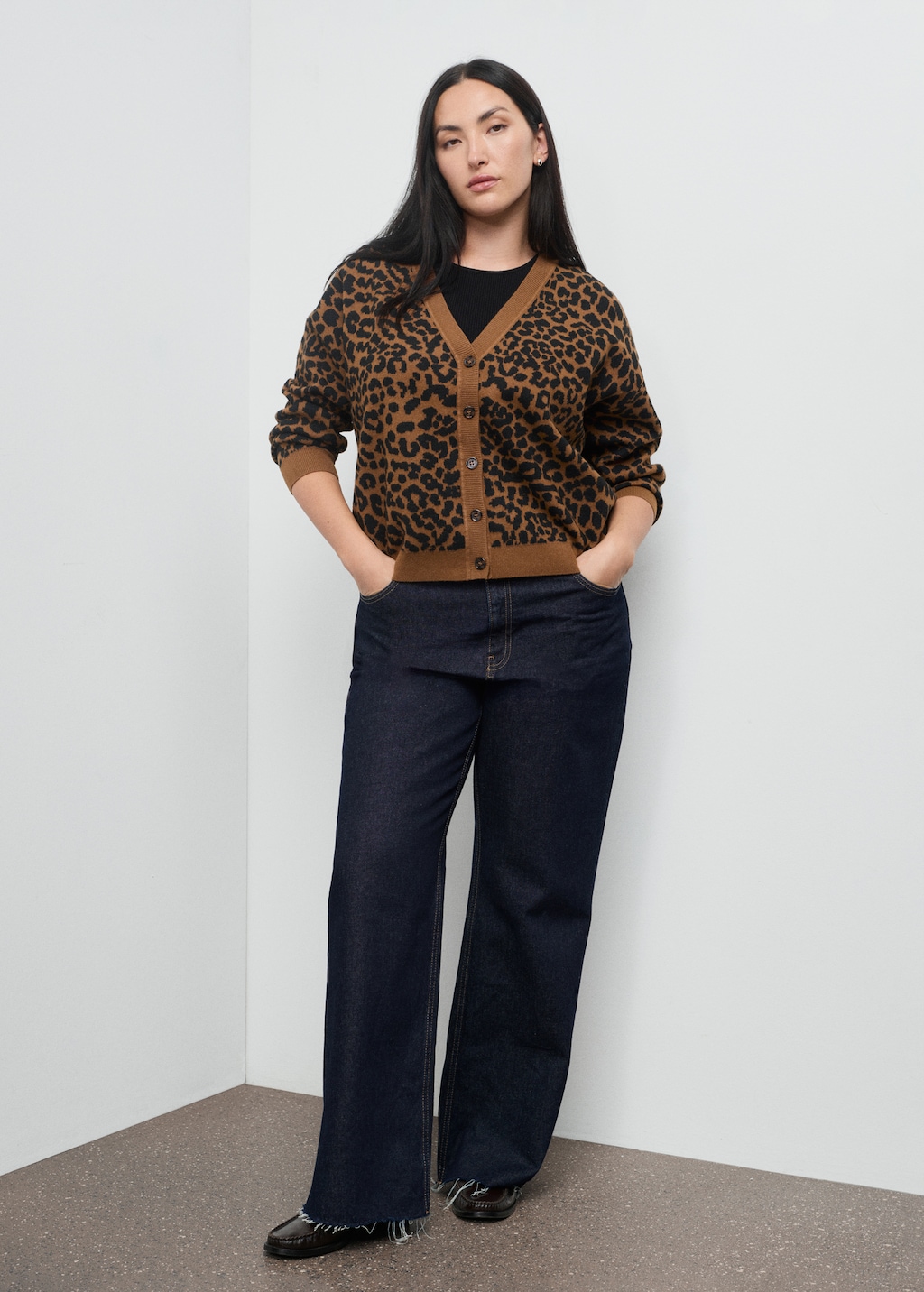 Leopard knit cardigan
