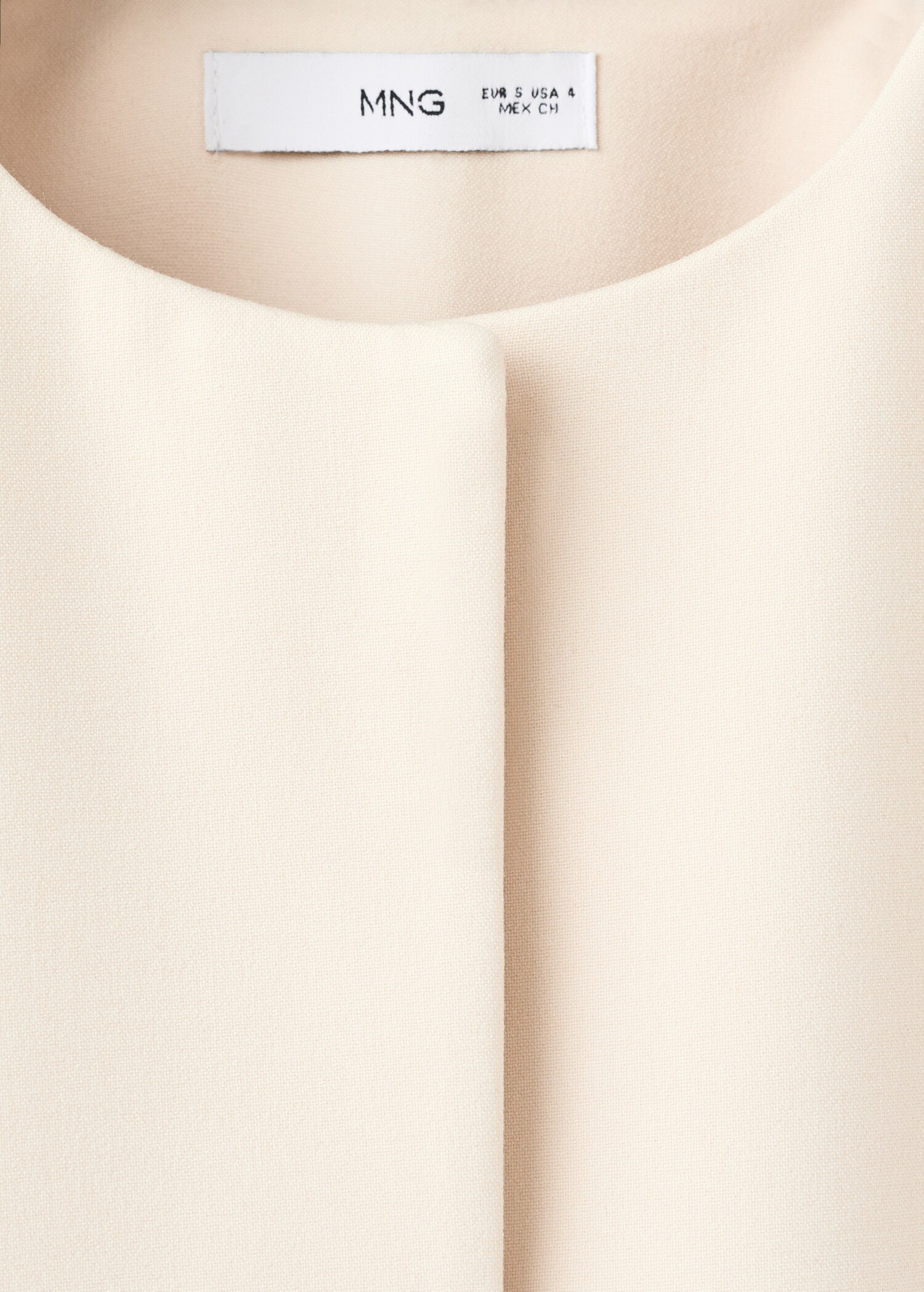 Tailored suit jacket - Details of the article 0