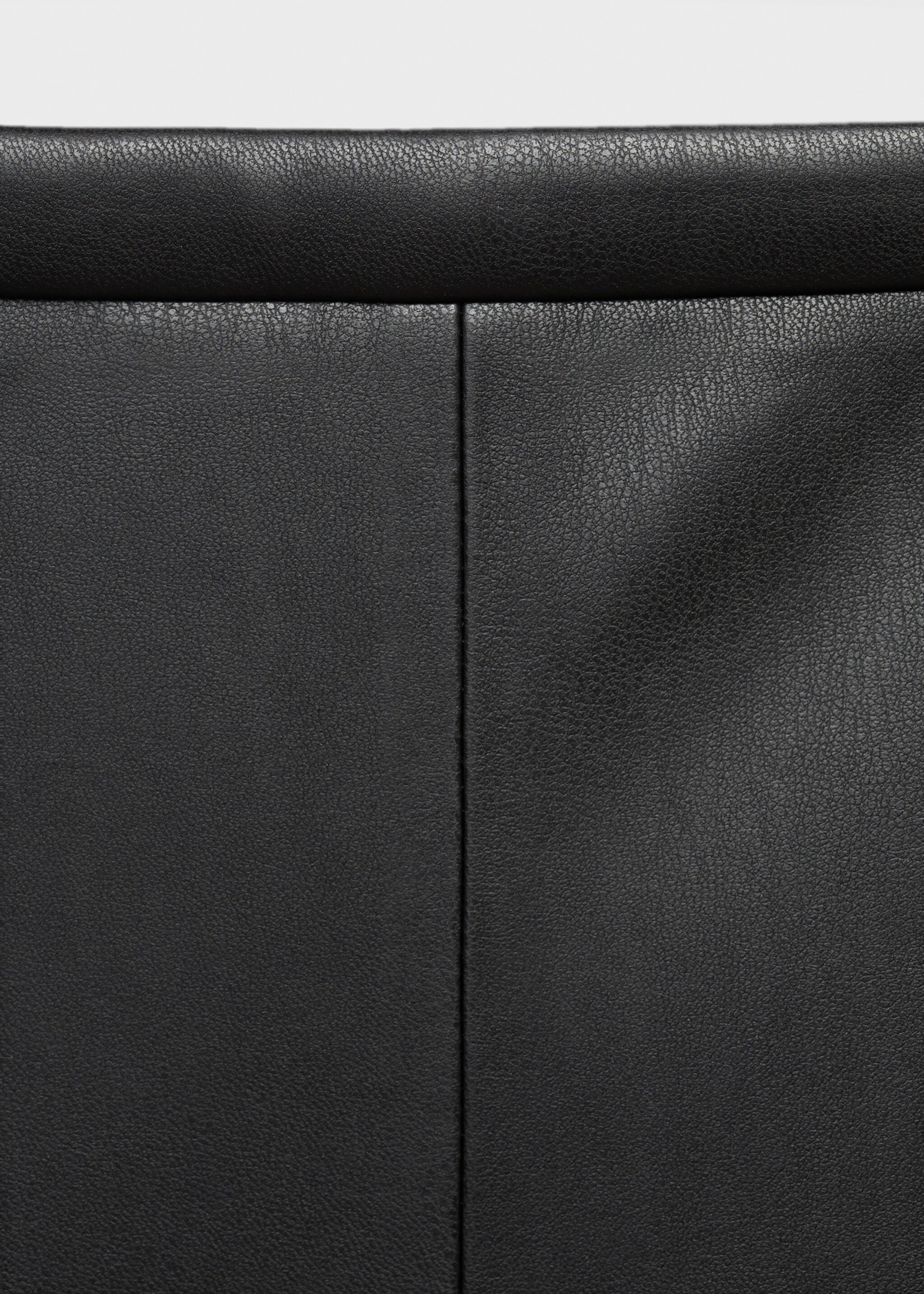 Midirock mit Ledereffekt - Detail des Artikels 8, Schwarz. Ref: 17056723-00.
