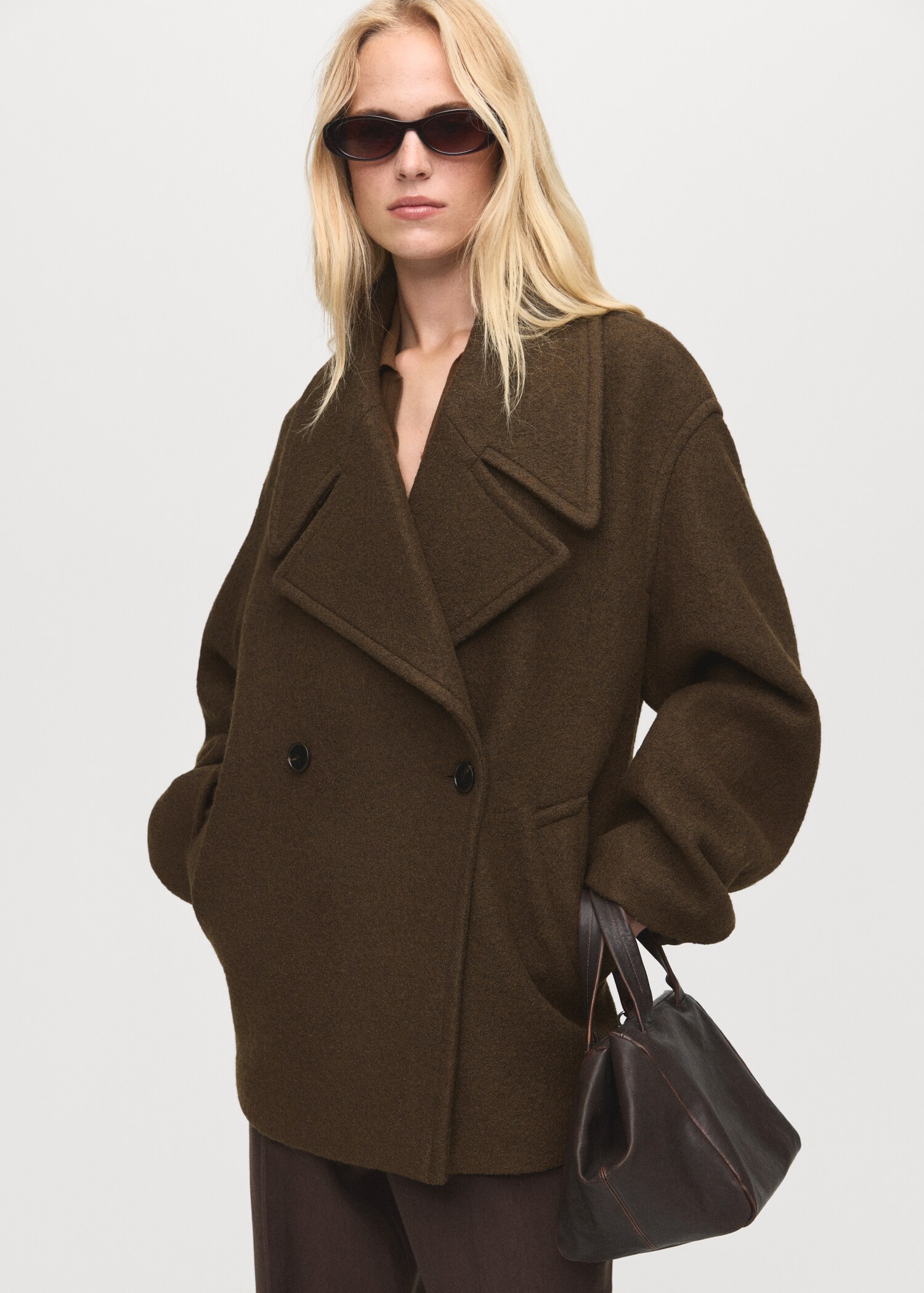 Παλτό από μαλλί oversize με maxi πέτα - Μεσαίο πλάνο