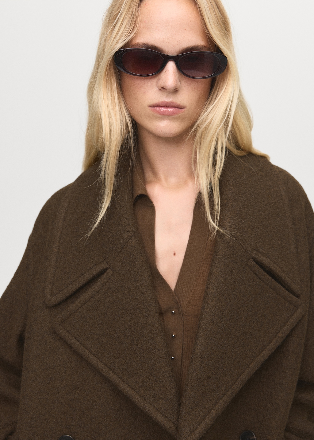 Oversized wool coat with maxi lapels