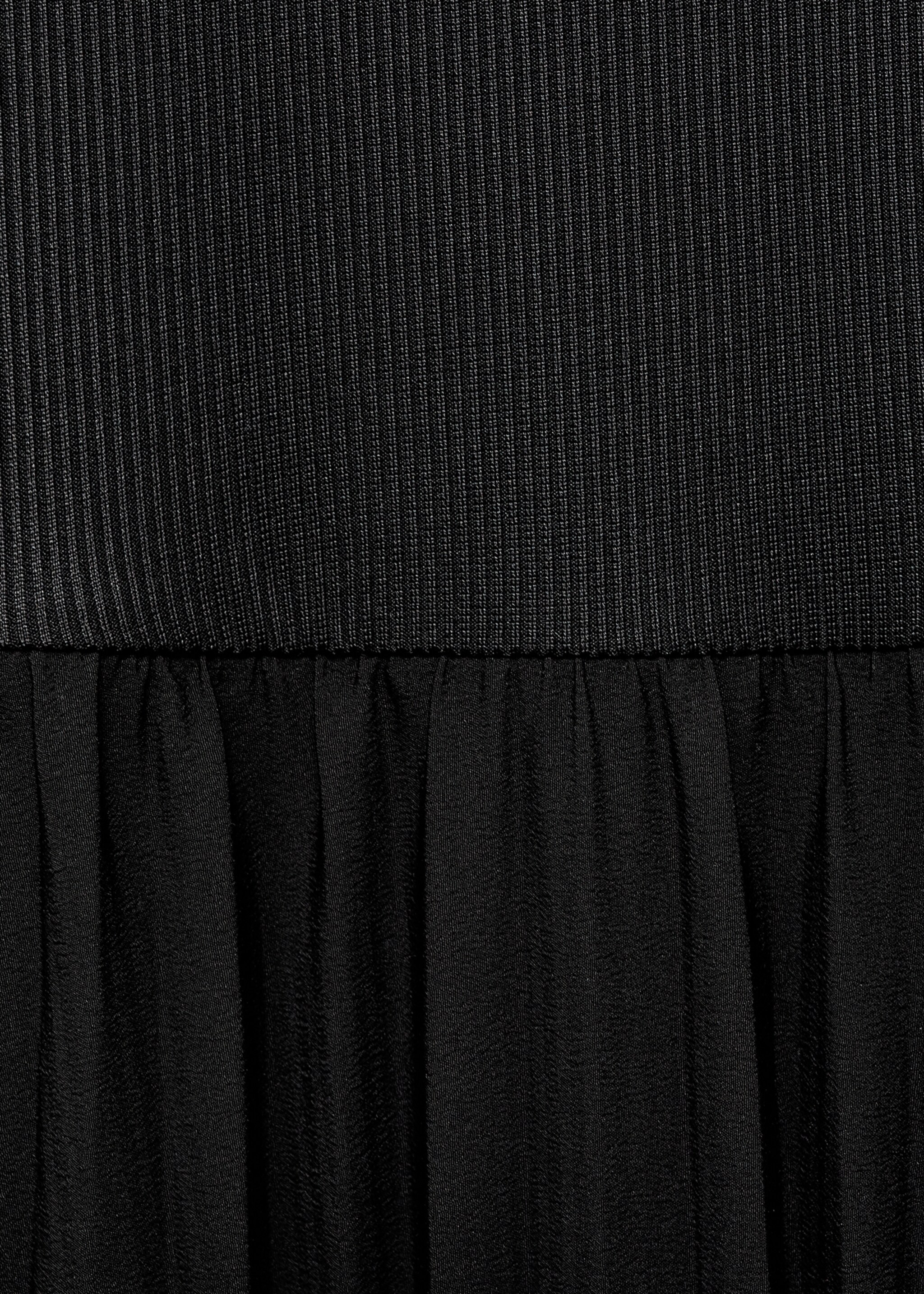 Pleated dress with belt - Details of the article 8, Black. Ref: 17056729-00.