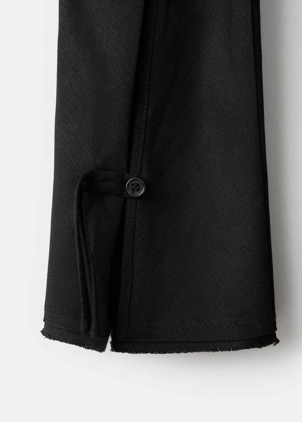 Linen dress with back opening