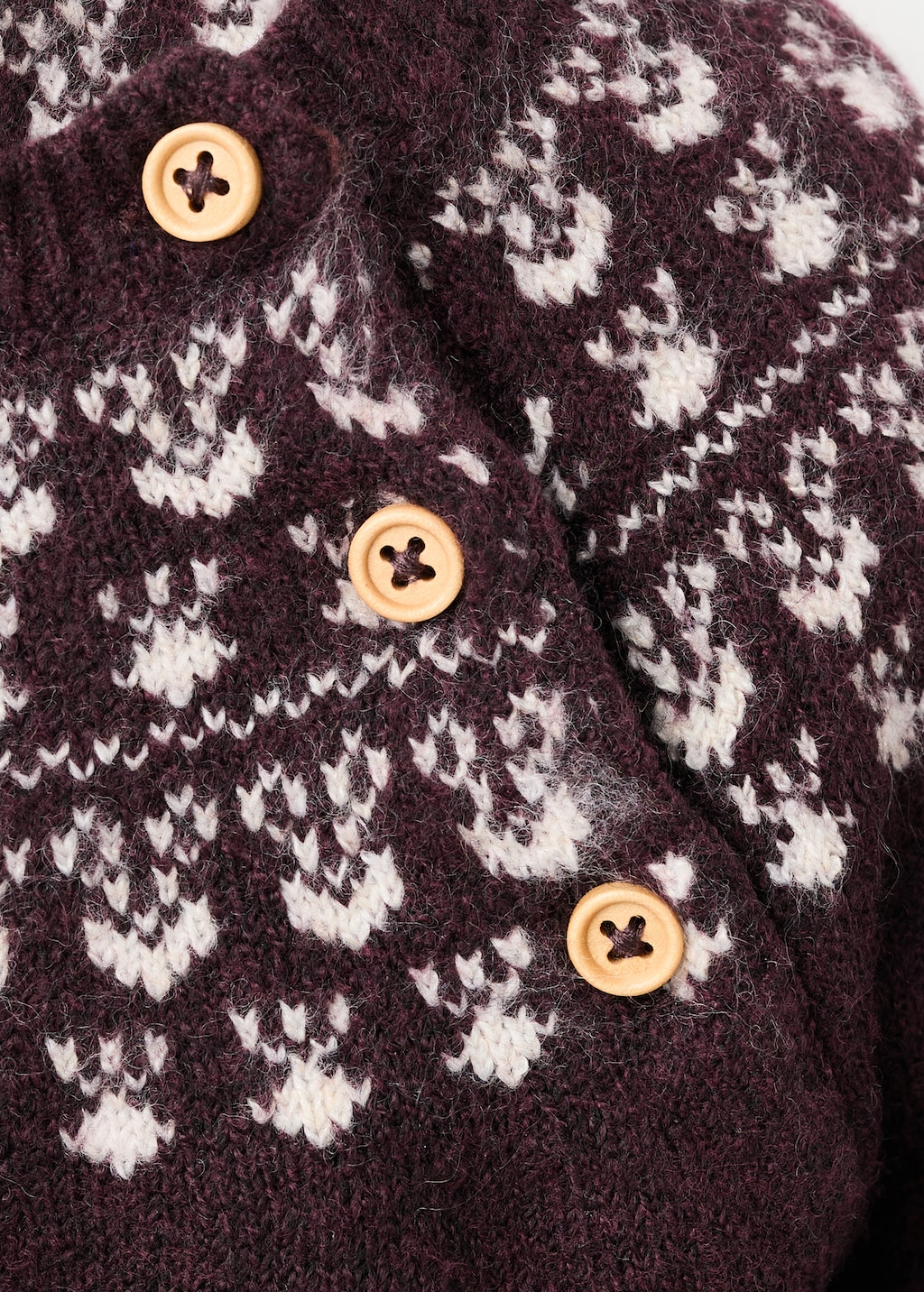 Jacquard sweater with buttons