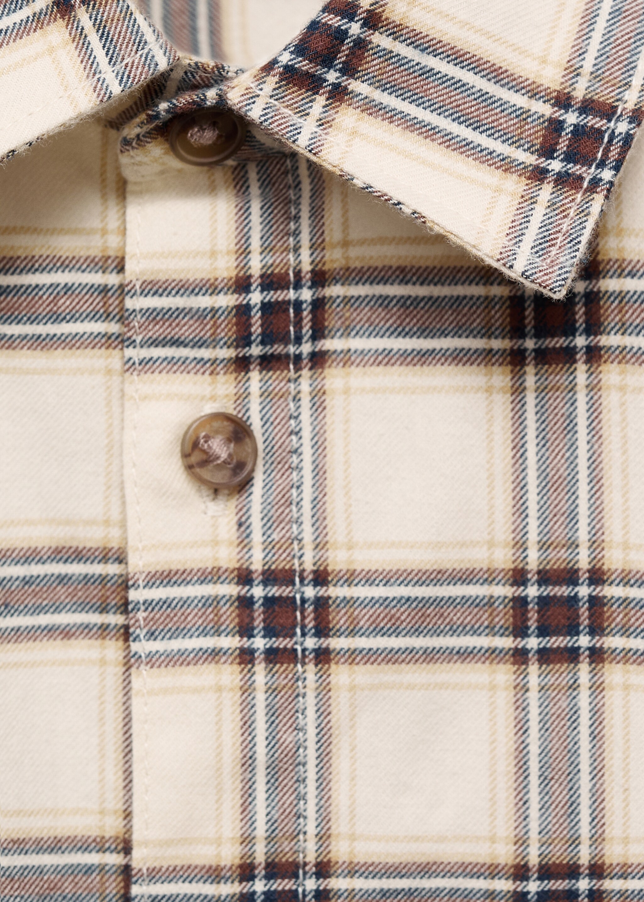 Shirt berto - Details of the article 0, Ivory White. Ref: 17057122-00.