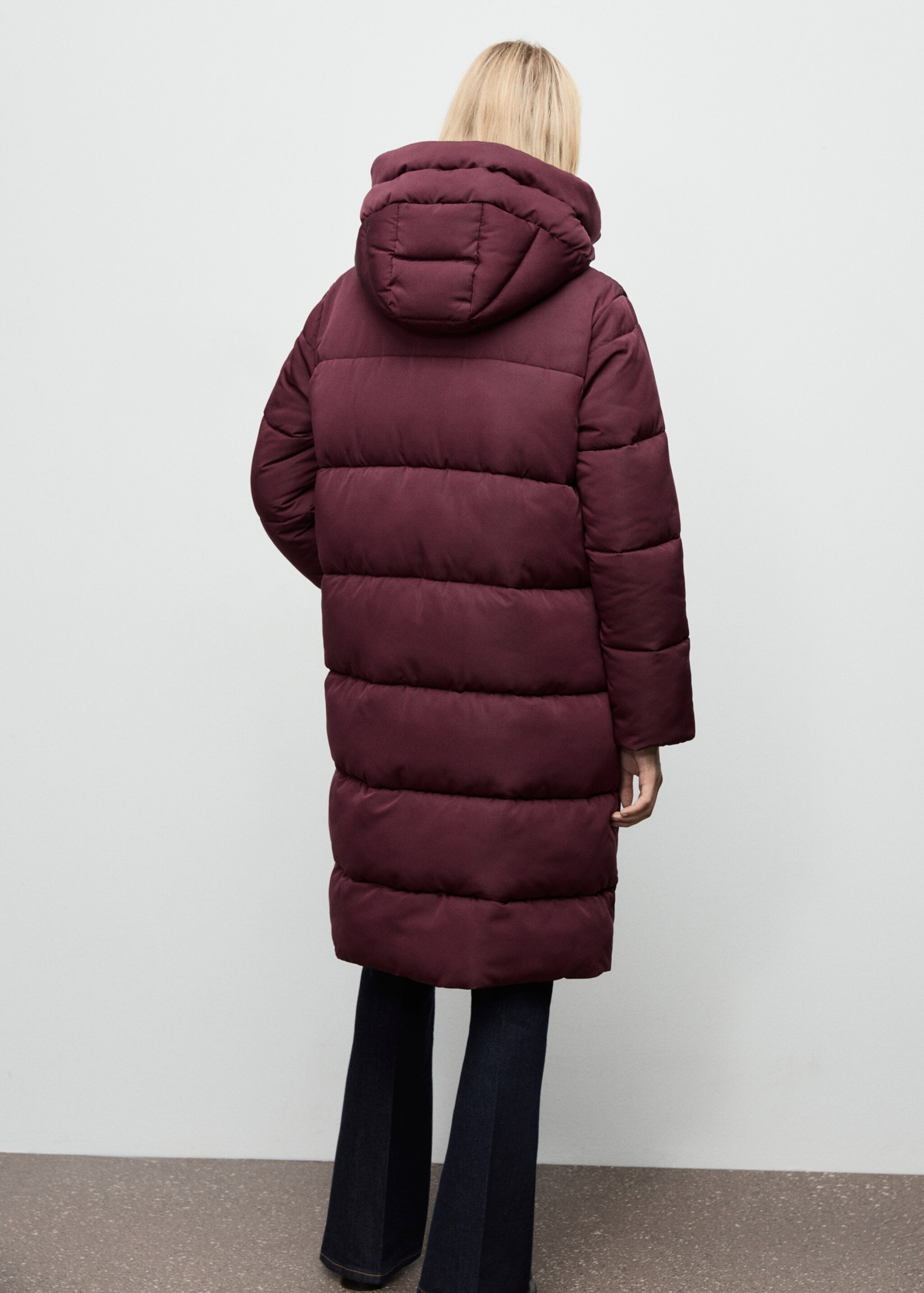 Long padded anorak with hood - Reverse of the article, Maroon. Ref: 17057131-00.