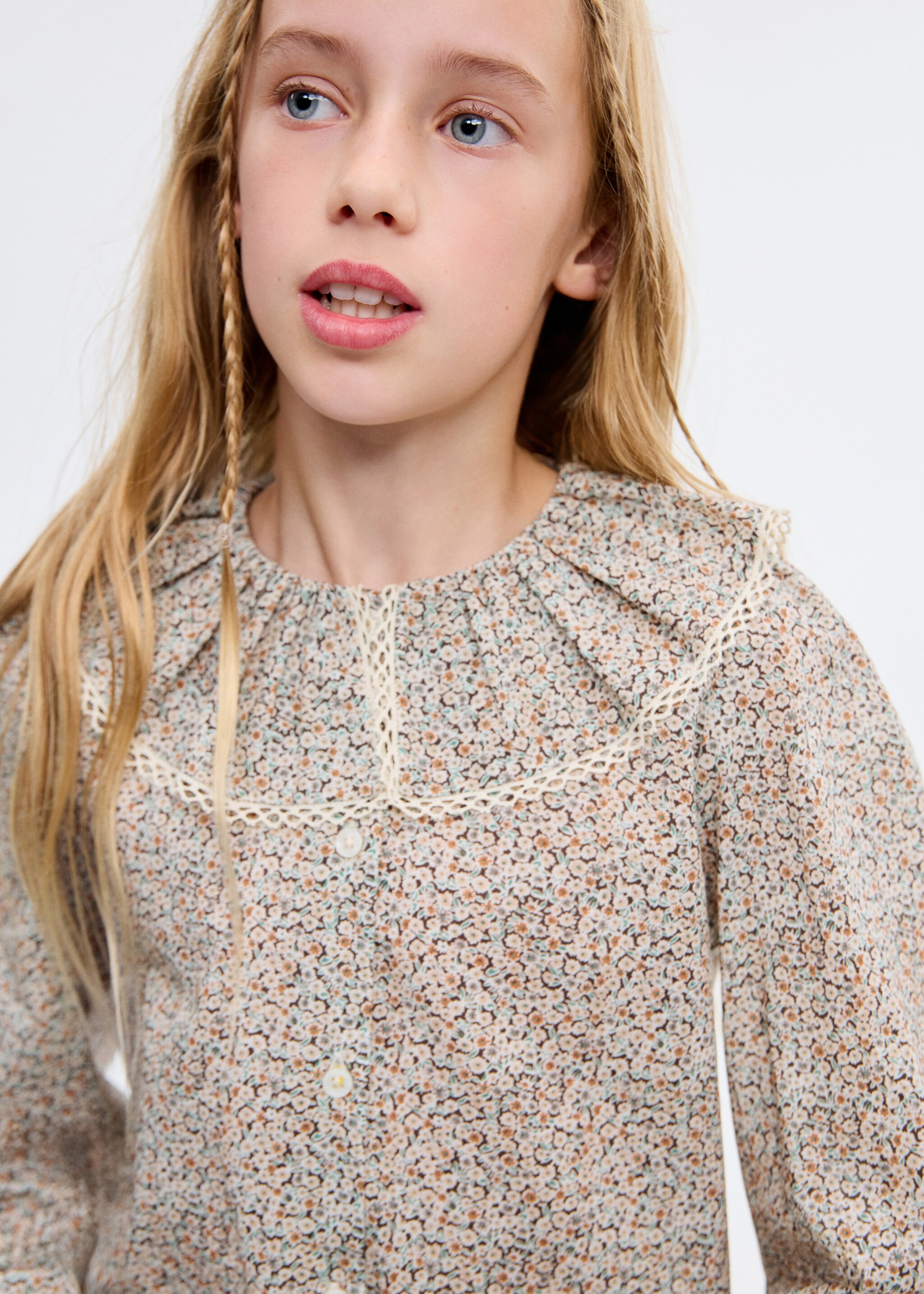 Floral cotton blouse - Details of the article 1, Green. Ref: 17057770-00.