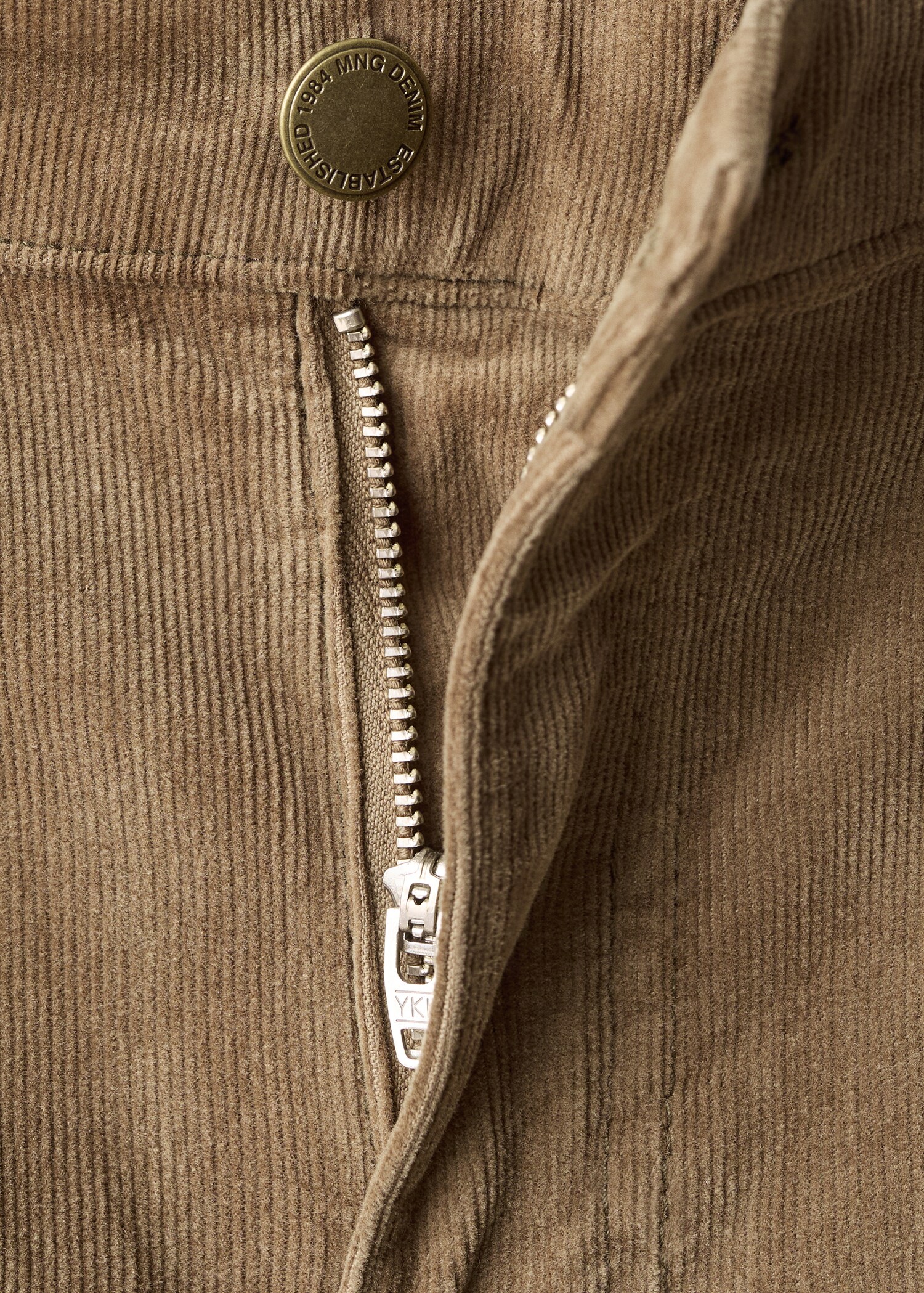 Flared-Jeans aus Cord - Detail des Artikels 8