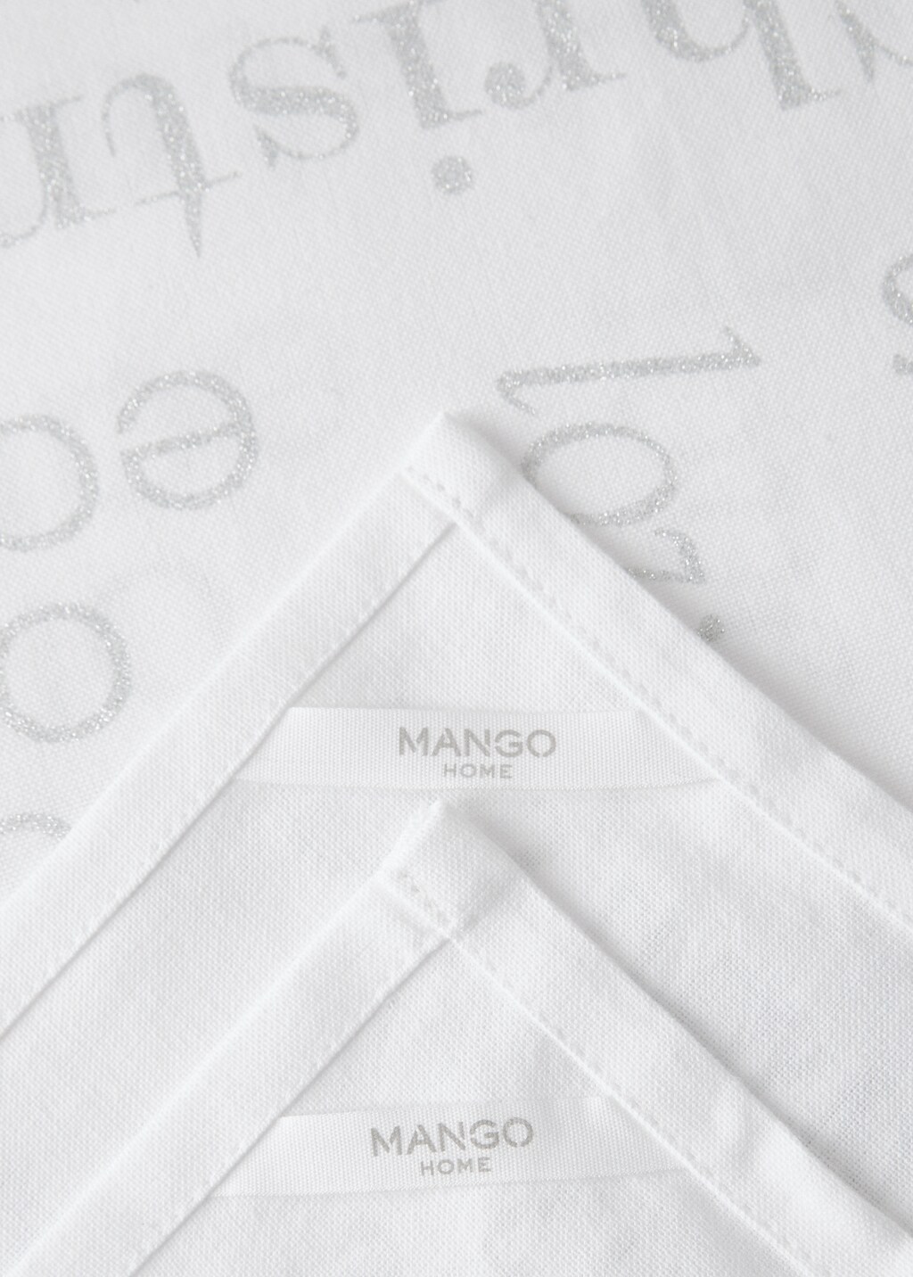 Christmas motif kitchen towels