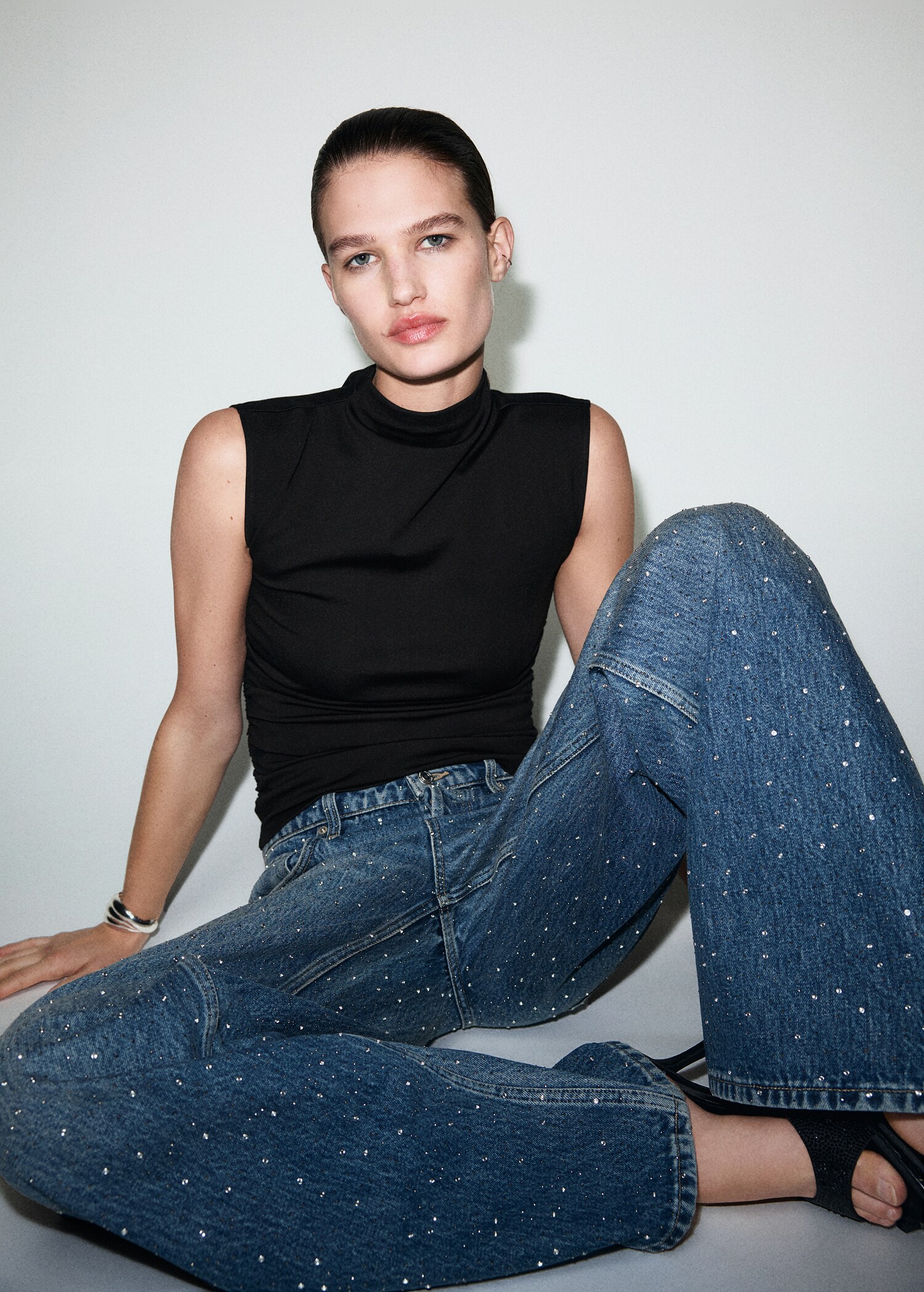 Ruched funnel-neck top - Details of the article 2