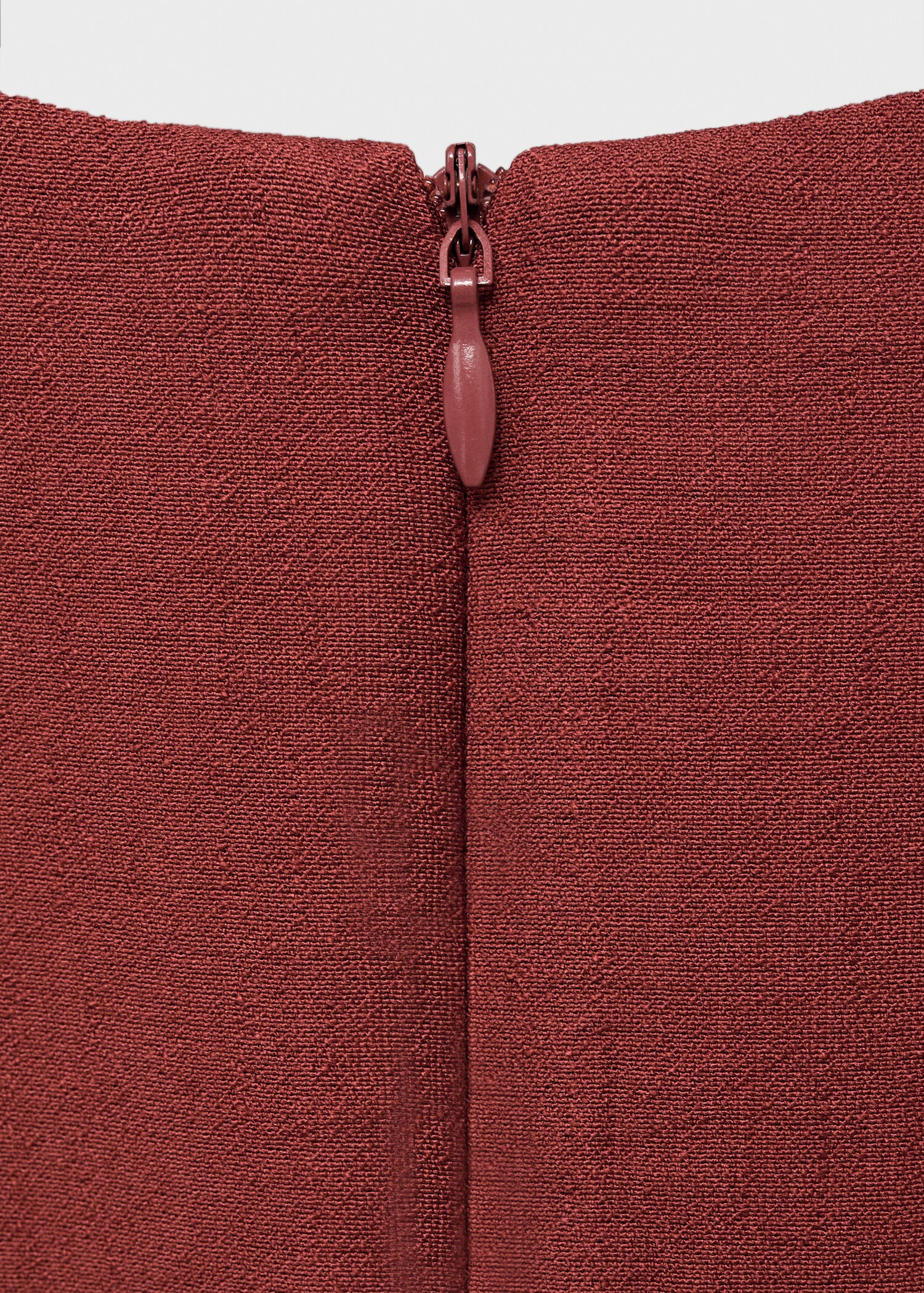 Long flared dress - Details of the article 0