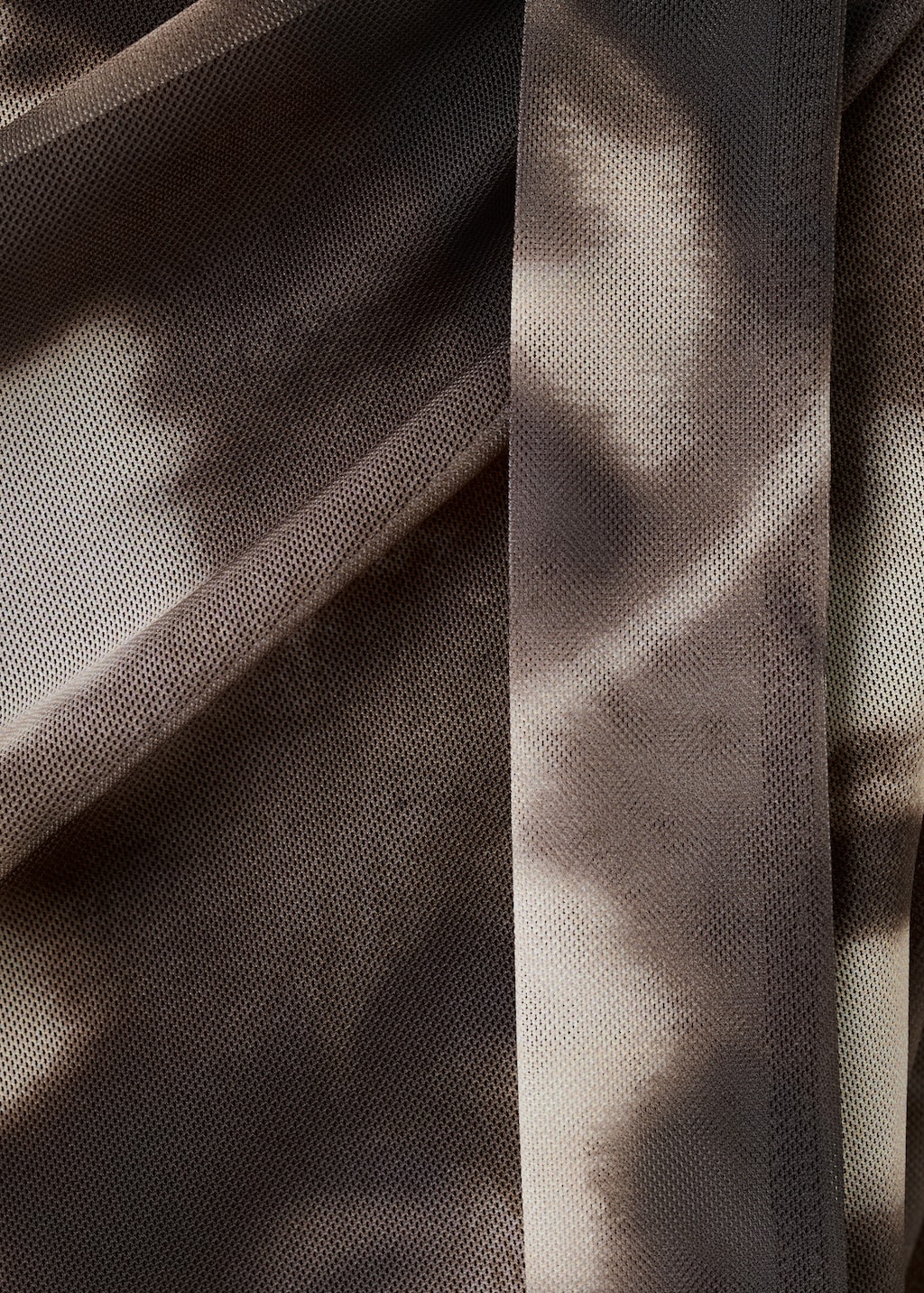 Floral-print t-shirt with scarf