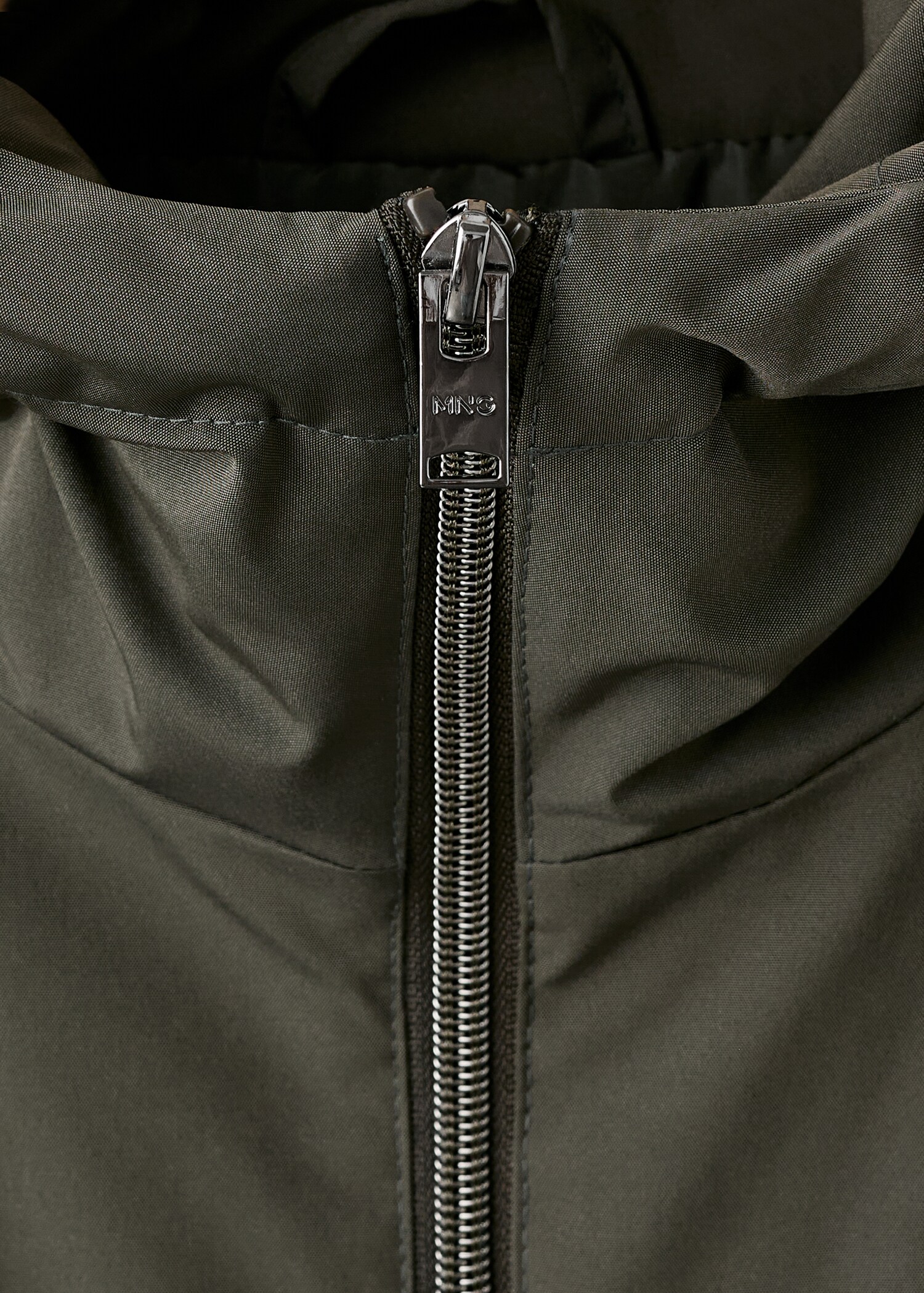 Wasserabweisender Parka mit Kapuze - Detail des Artikels 8