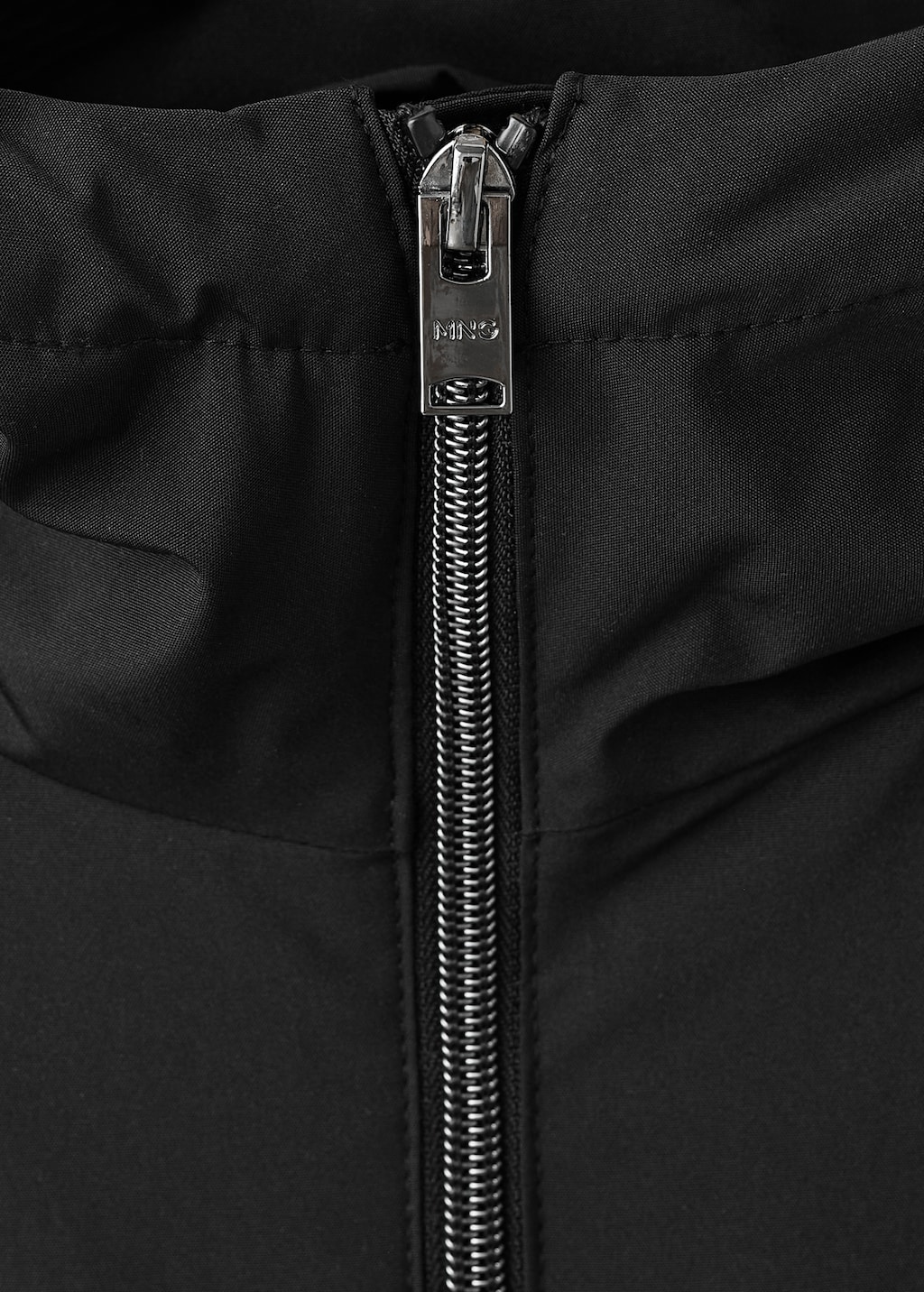 Water-repellent hooded barn jacket