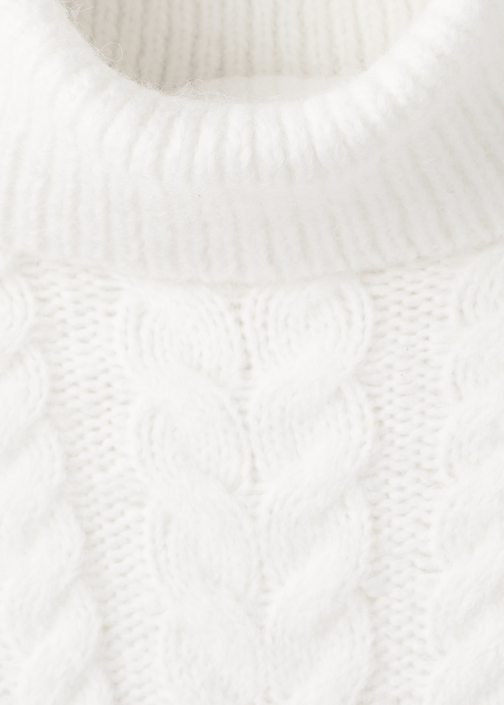 Turtleneck knit sweater