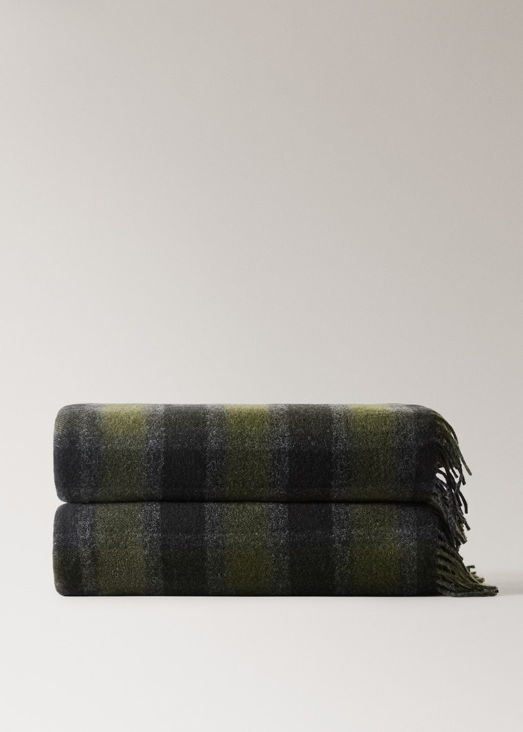 Wool check-print blanket