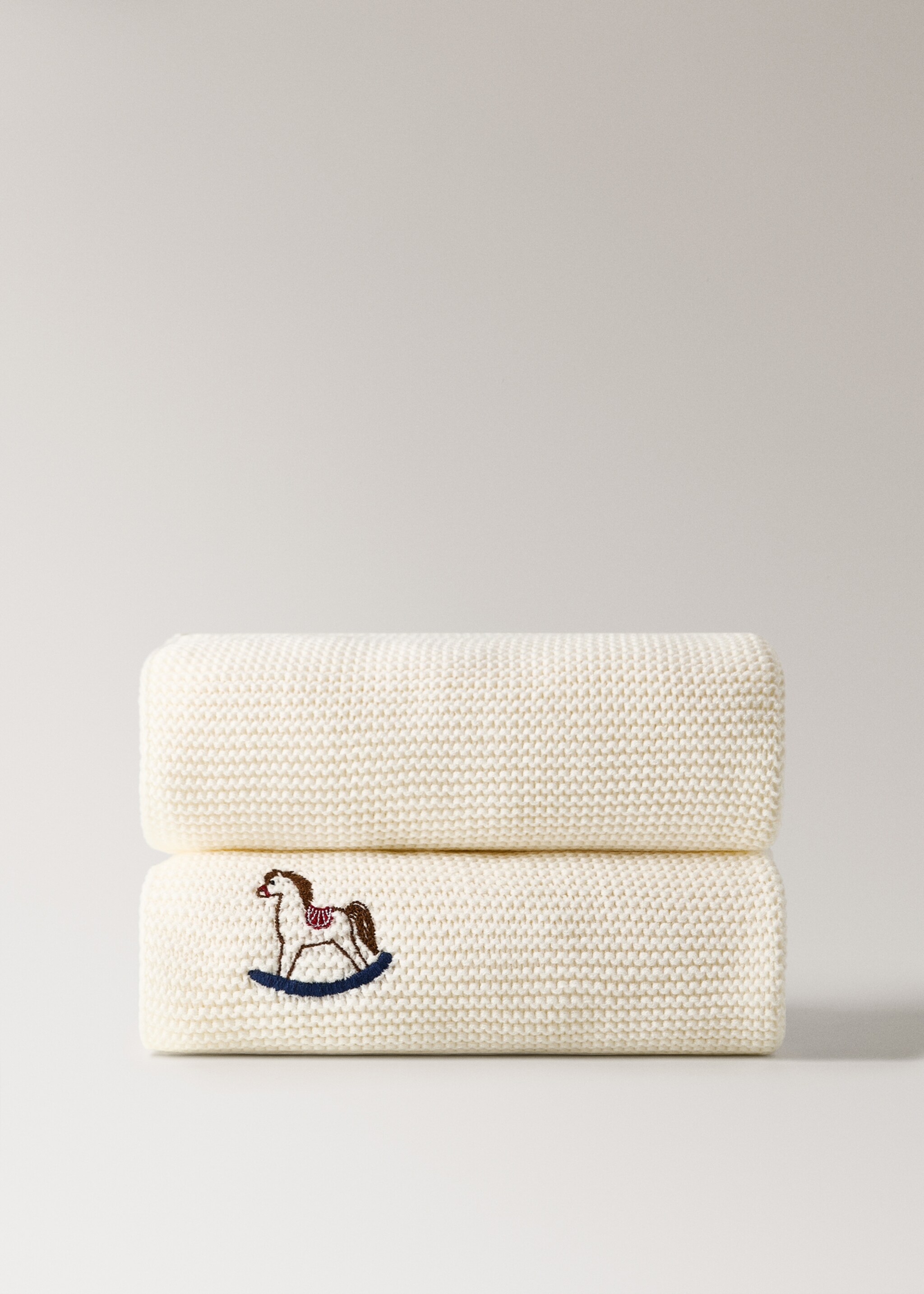 Couverture pour enfant brodée en maille - Article sans modèle, Blanc. Ref: 17057902-00.