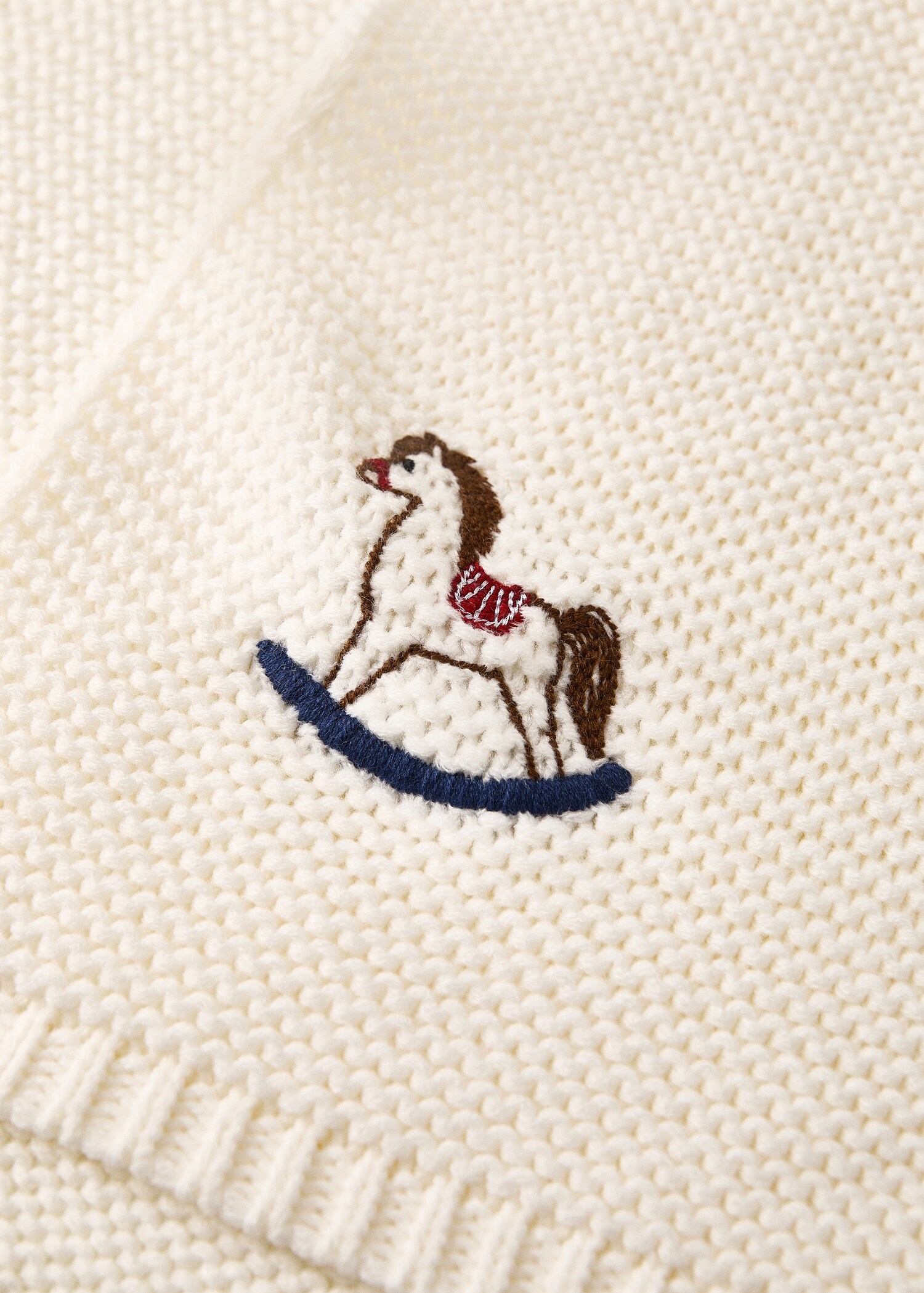 Couverture pour enfant brodée en maille - Détail de l'article 1