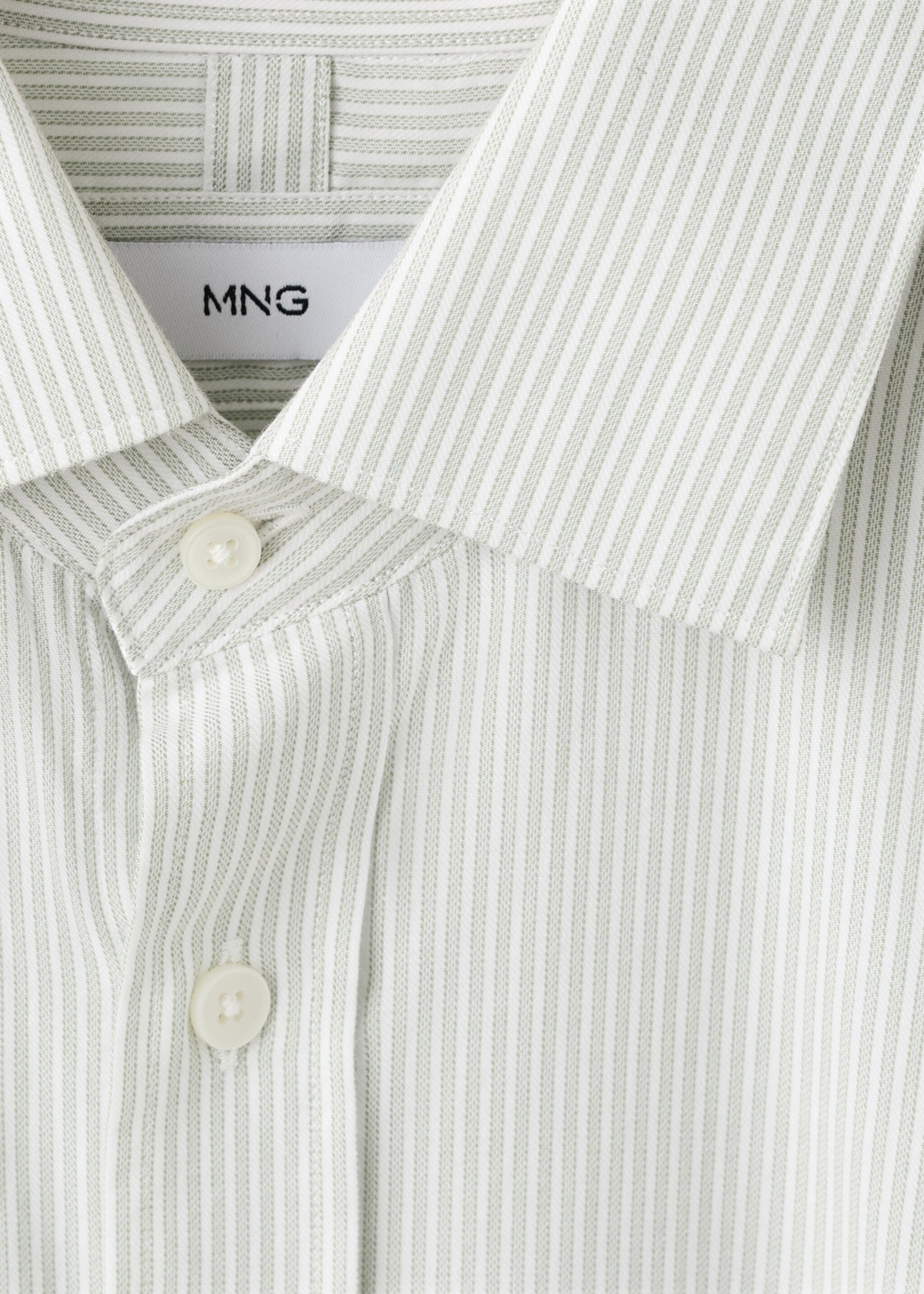 Regular-fit 100% cotton shirt - Details of the article 8, Green. Ref: 17057907-00.