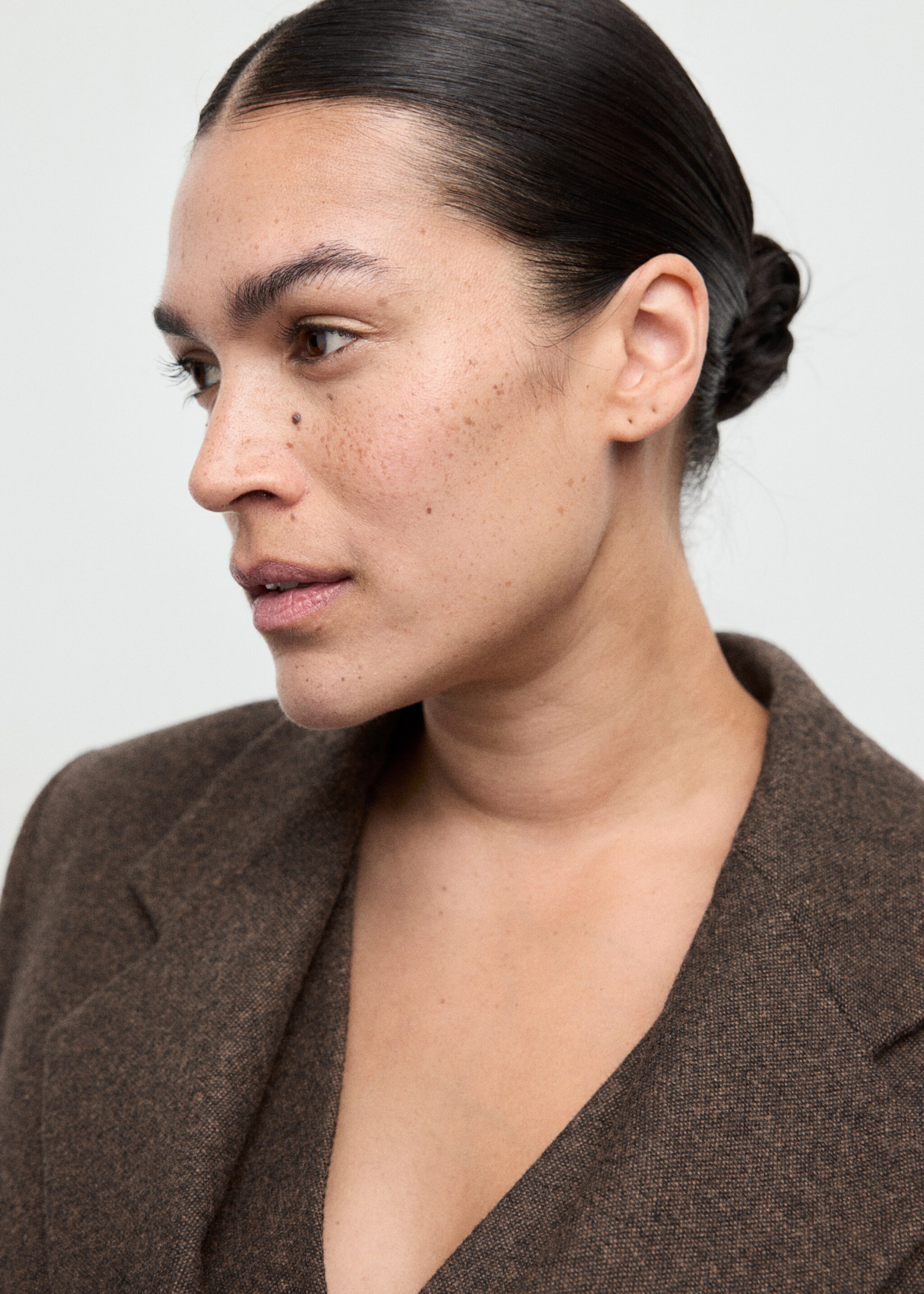 Speckled wool jacket with pockets - Details of the article 4, Brown. Ref: 17057912-00.