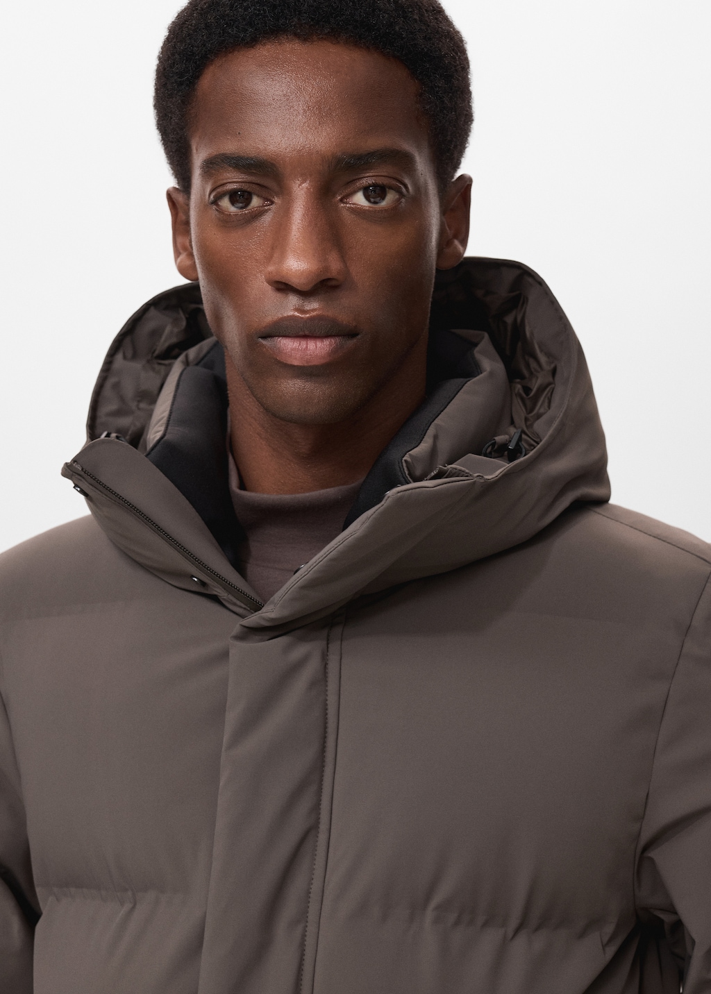 Thermoregulating waterproof padded anorak