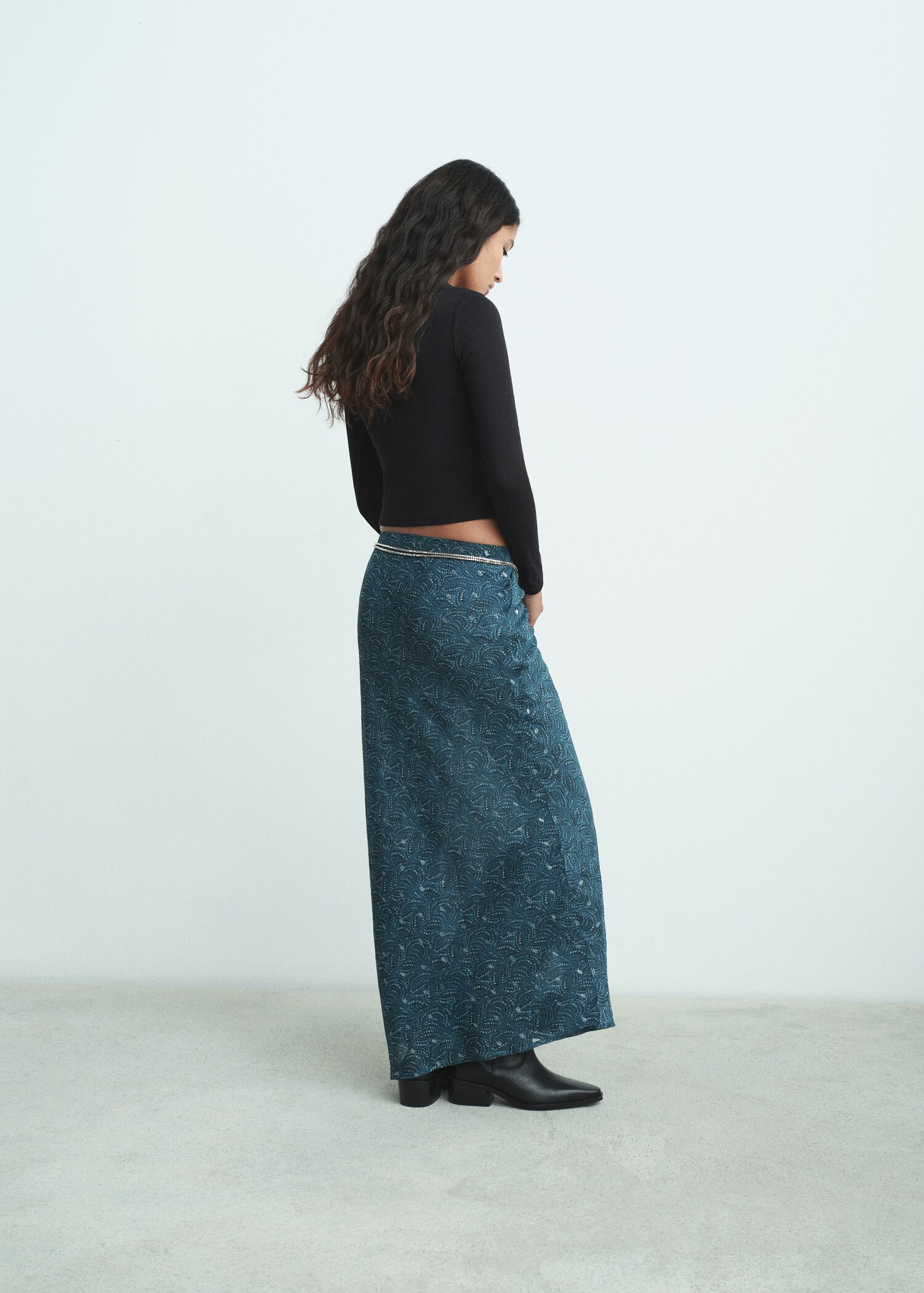 Saia comprida de lurex - Verso do artigo