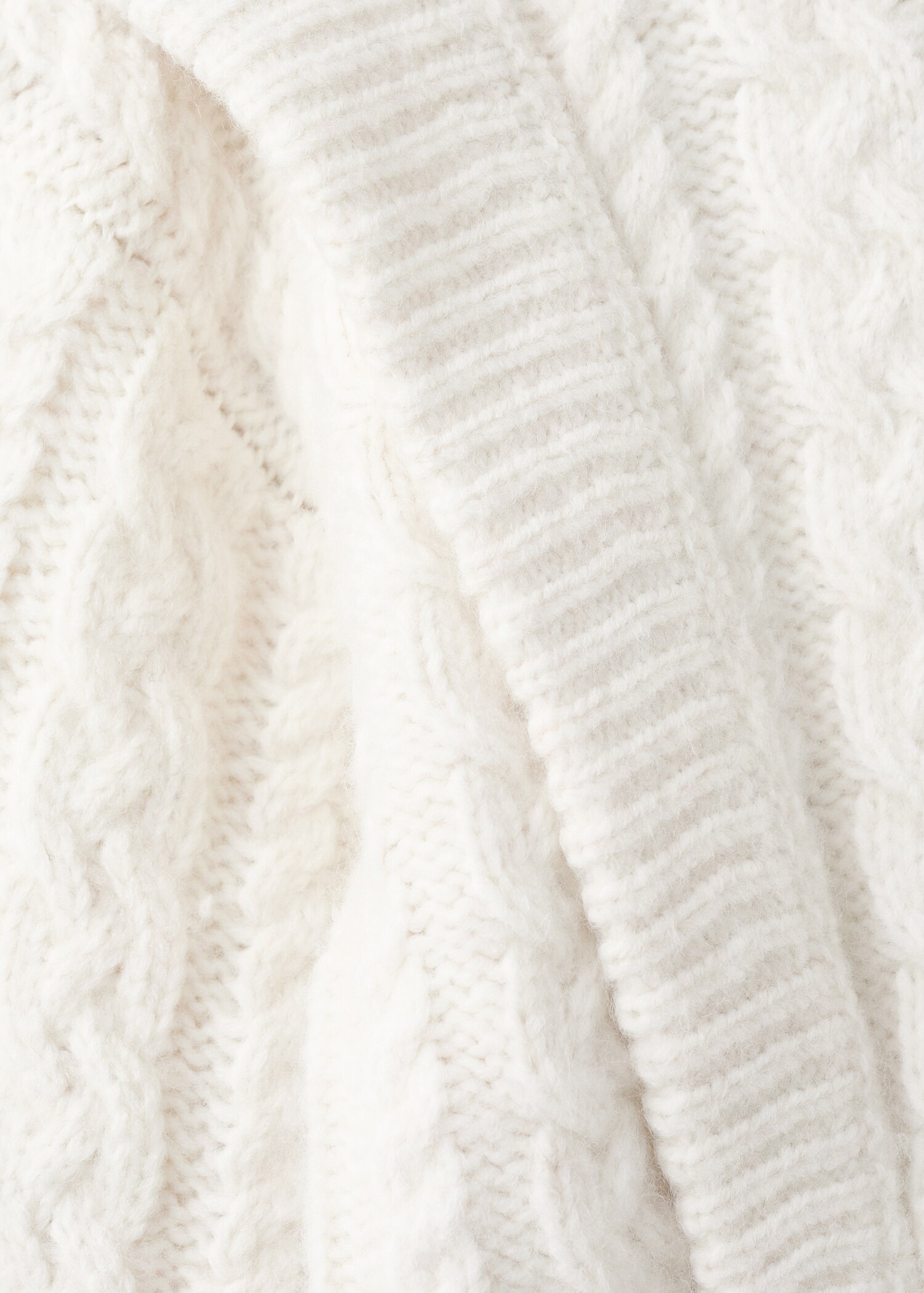 Knitted sweater with perkins neck - Details of the article 0