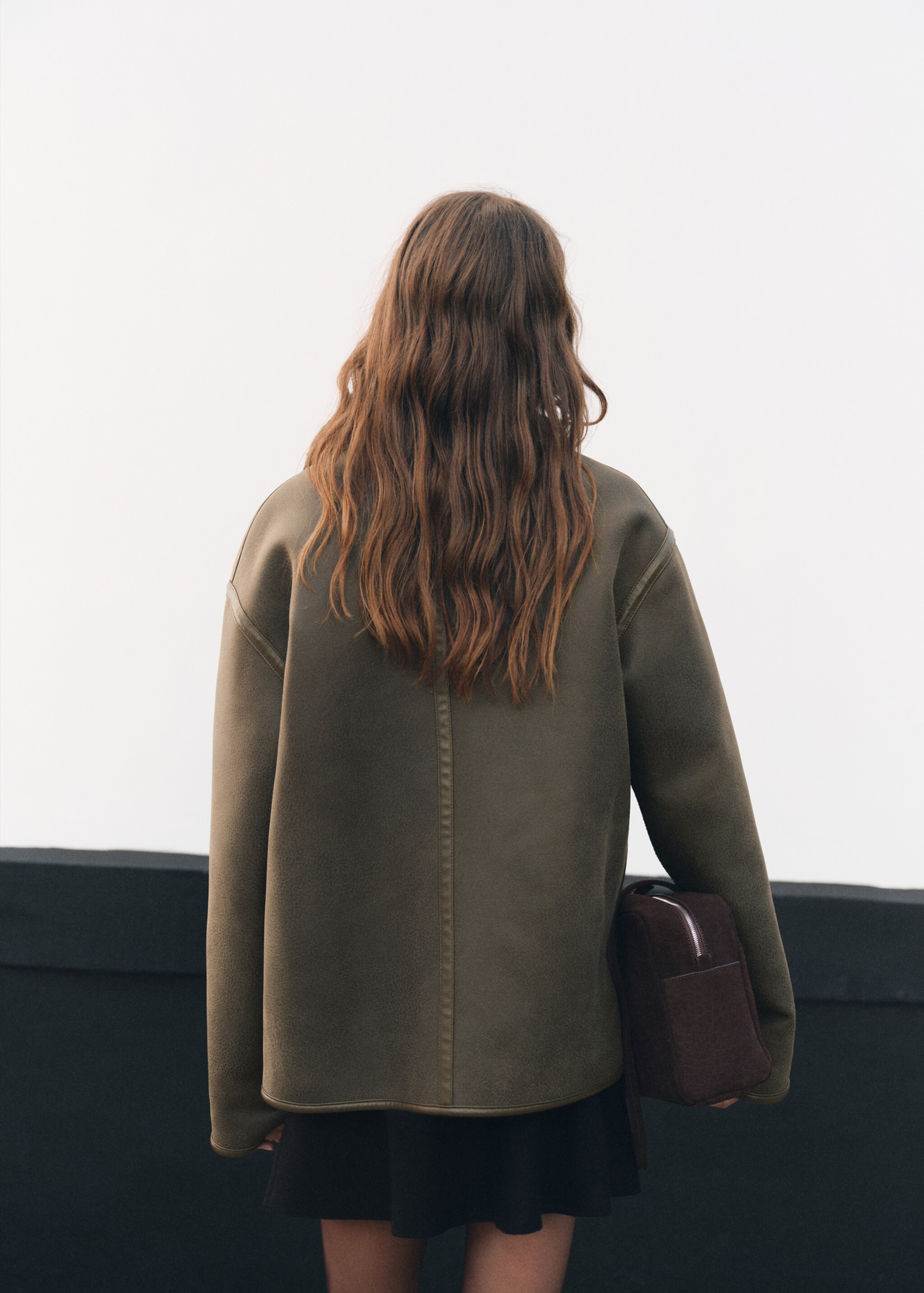 Faux-shearling leather-effect coat - Reverse of the article, Khaki. Ref: 17058281-00.