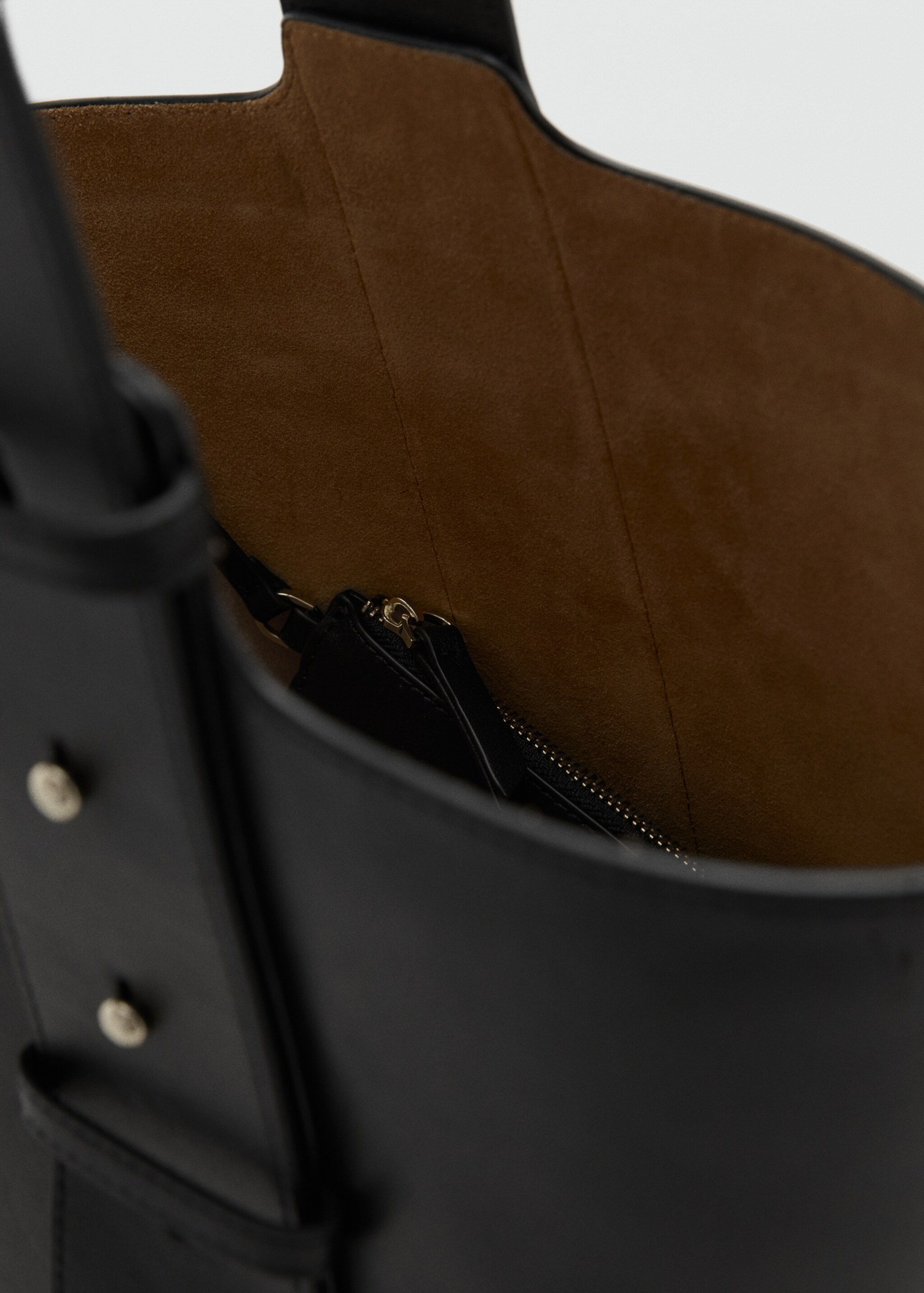 Leather bucket bag - Details of the article 2, Black. Ref: 17058285-00.