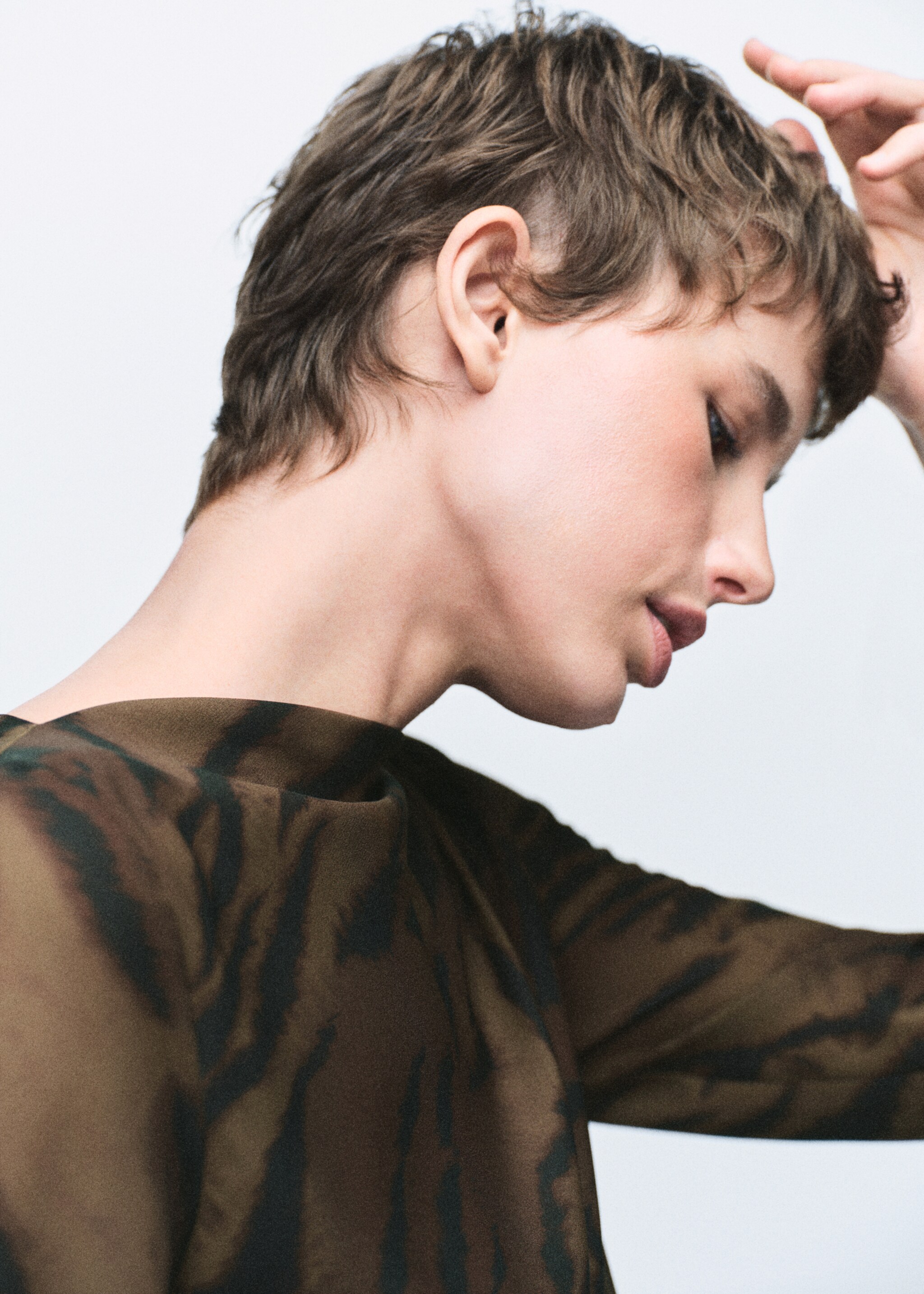 Satin animal print dress - Details of the article 6, Brown. Ref: 17058292-00.