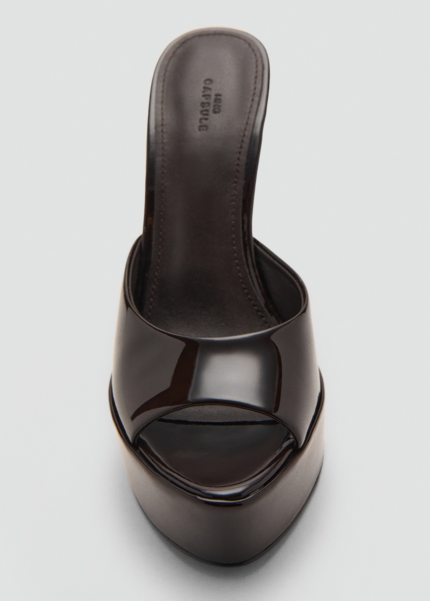Leather platform-heeled sandals - Details of the article 4
