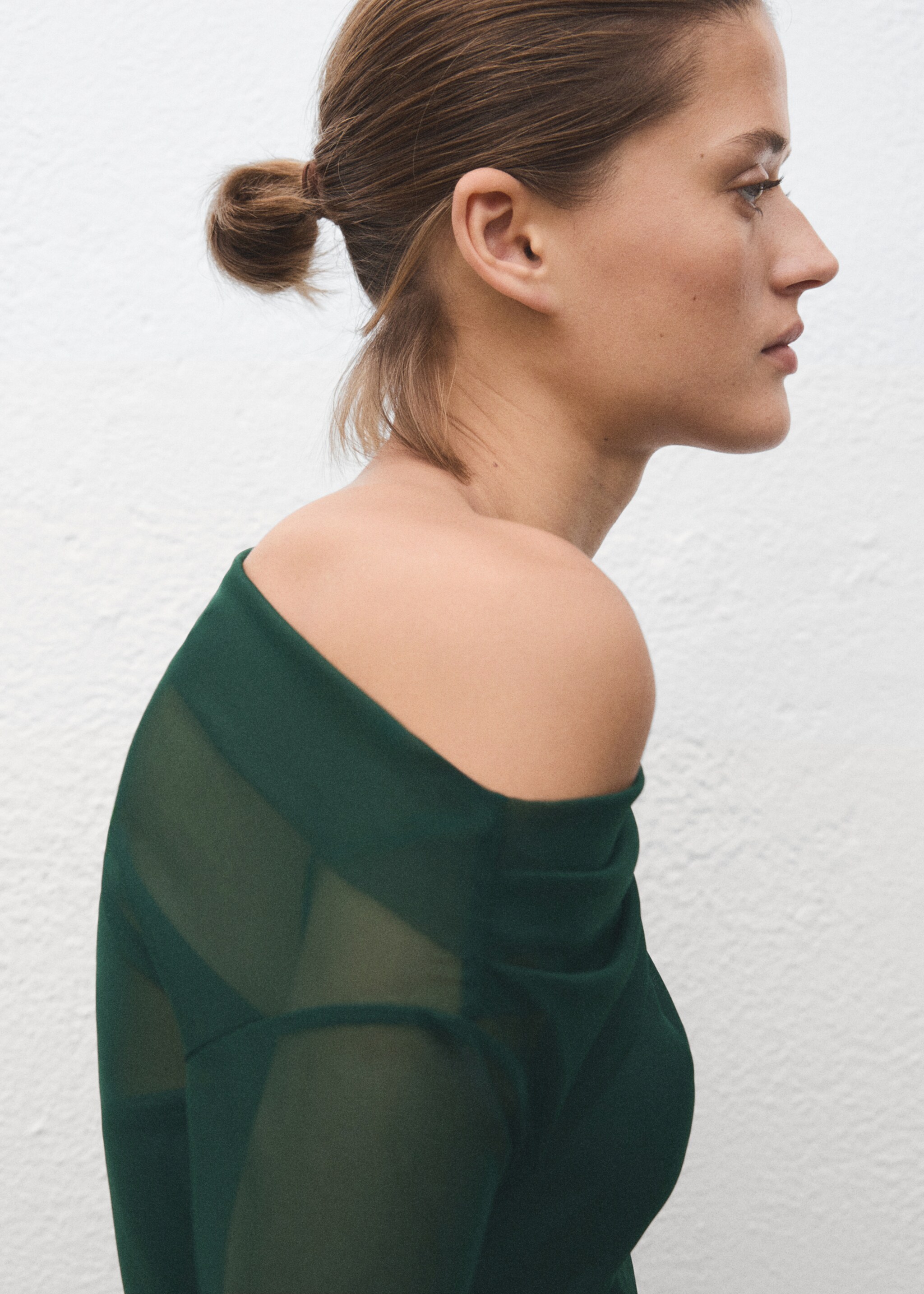 Semi-transparent asymmetric dress - Details of the article 1, Green. Ref: 17059212-00.