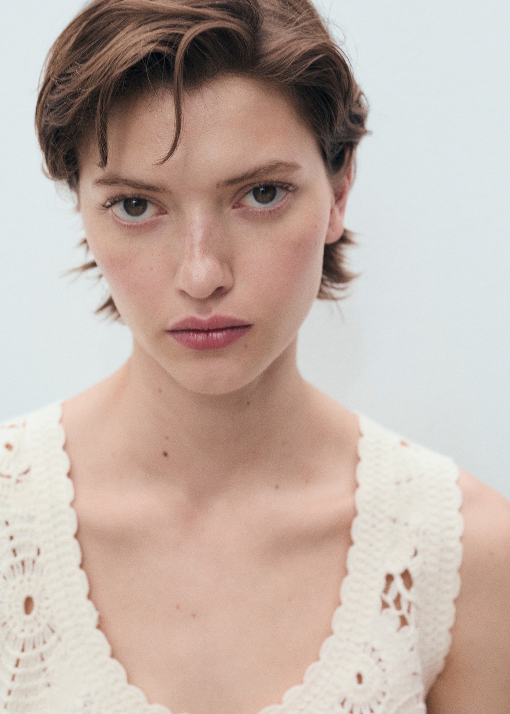 Crochet top with flowers