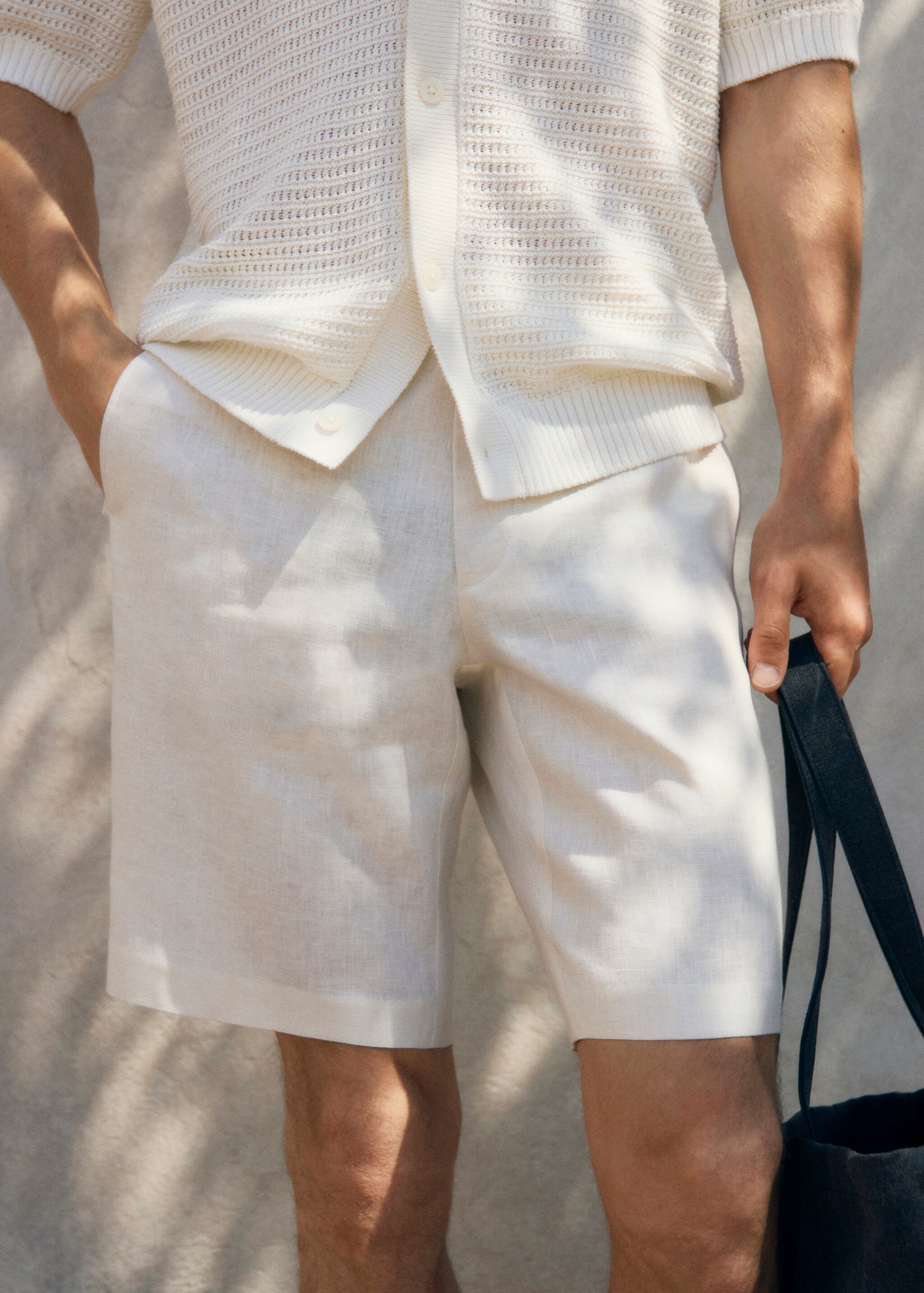 Slim-fit 100% linen bermuda shorts - Details of the article 3