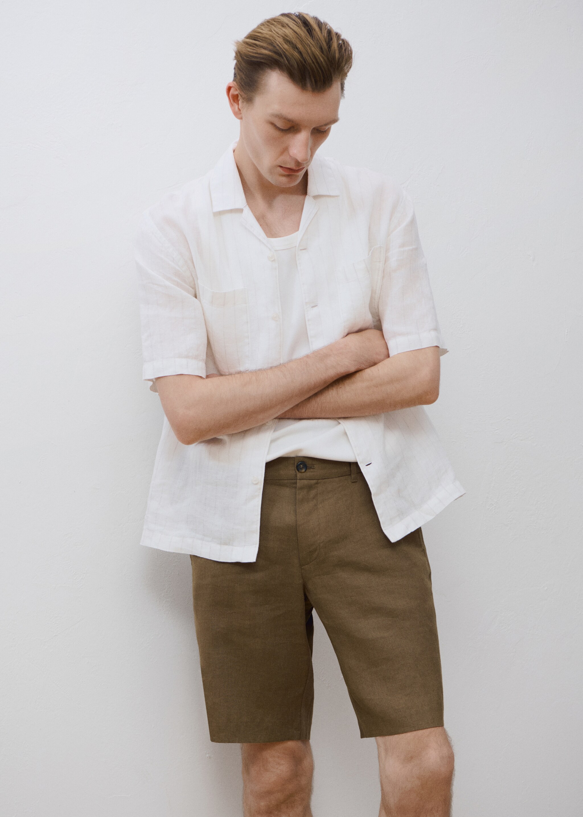 Slim-fit 100% linen bermuda shorts - Details of the article 9