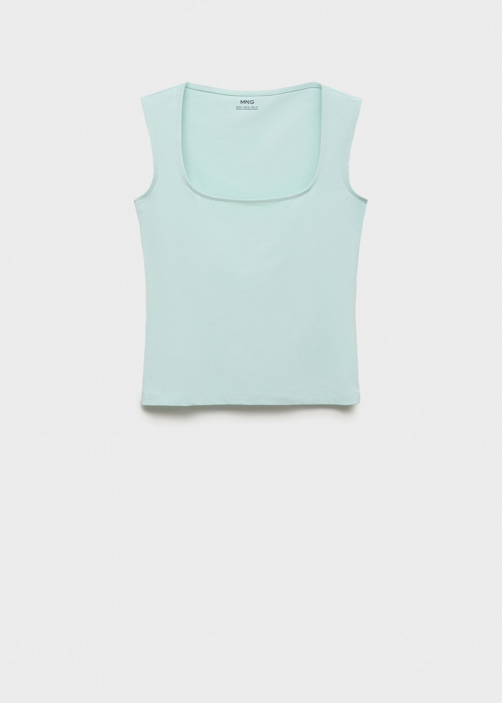 Knitted top with wide straps