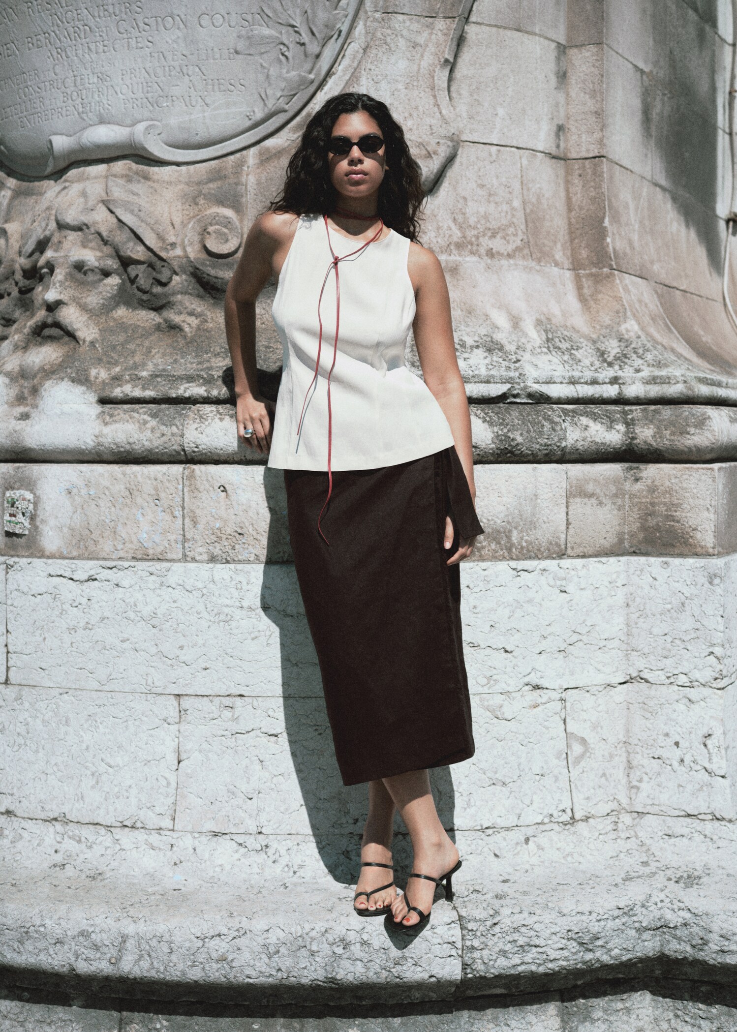 Halter-neck flared top - Details of the article 6