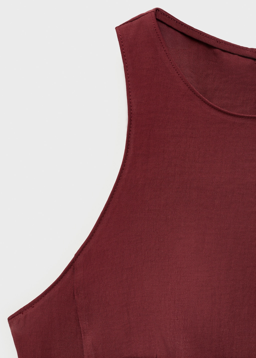 Fitted halter-neck blouse