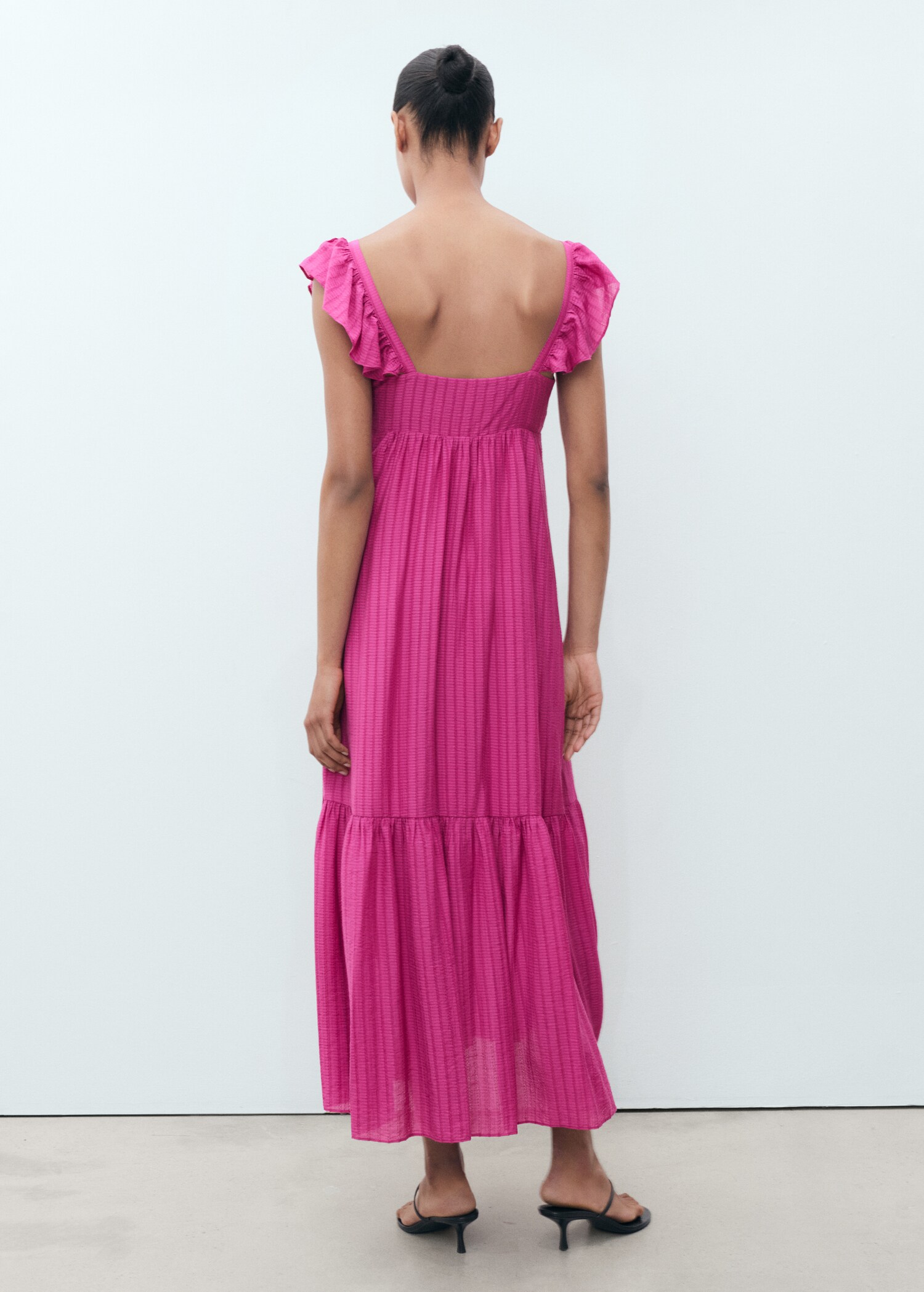 Robe longue à encolure volantée - Verso de l’article