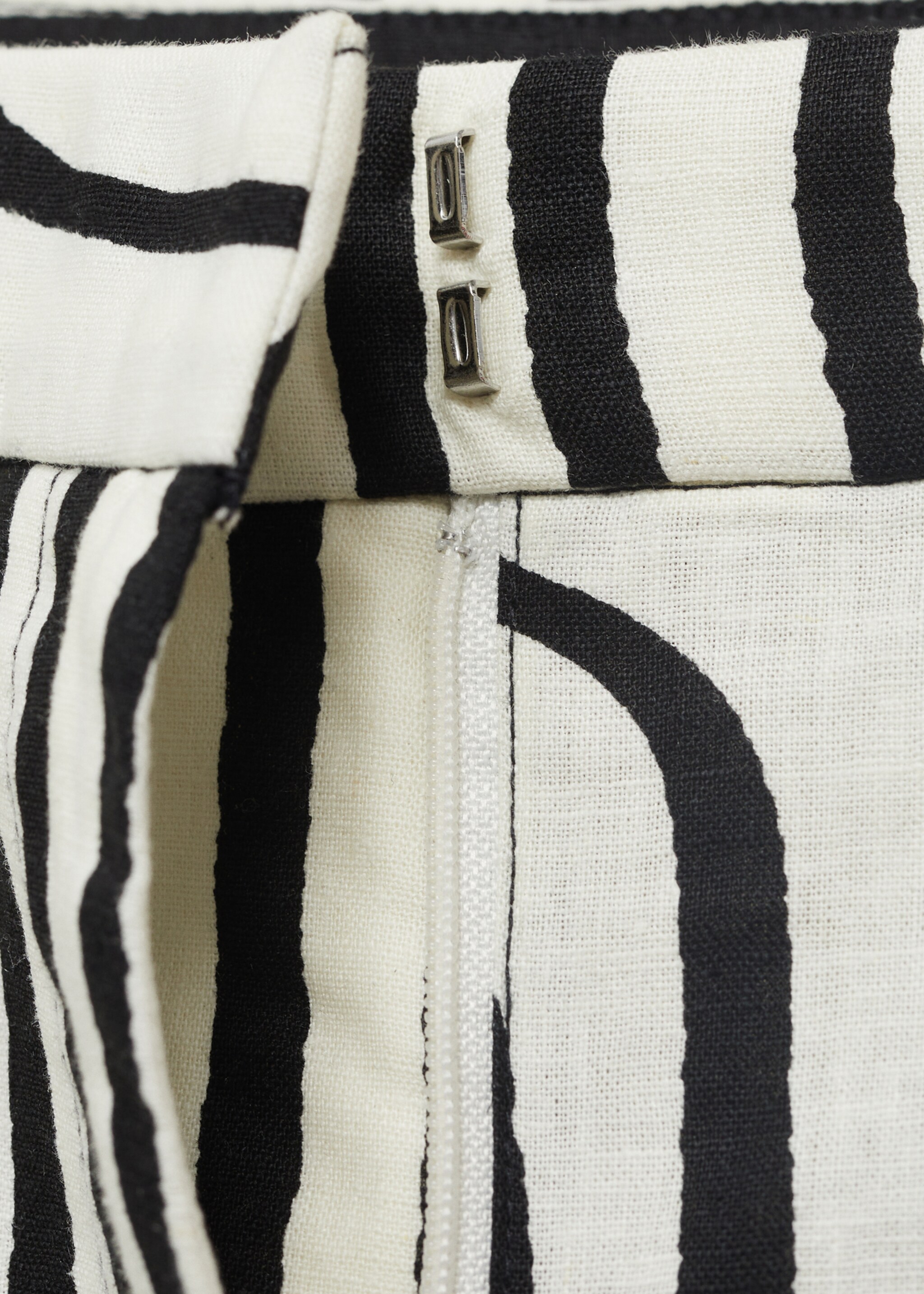 Pantalon lin imprimé géométrique - Détail de l'article 8