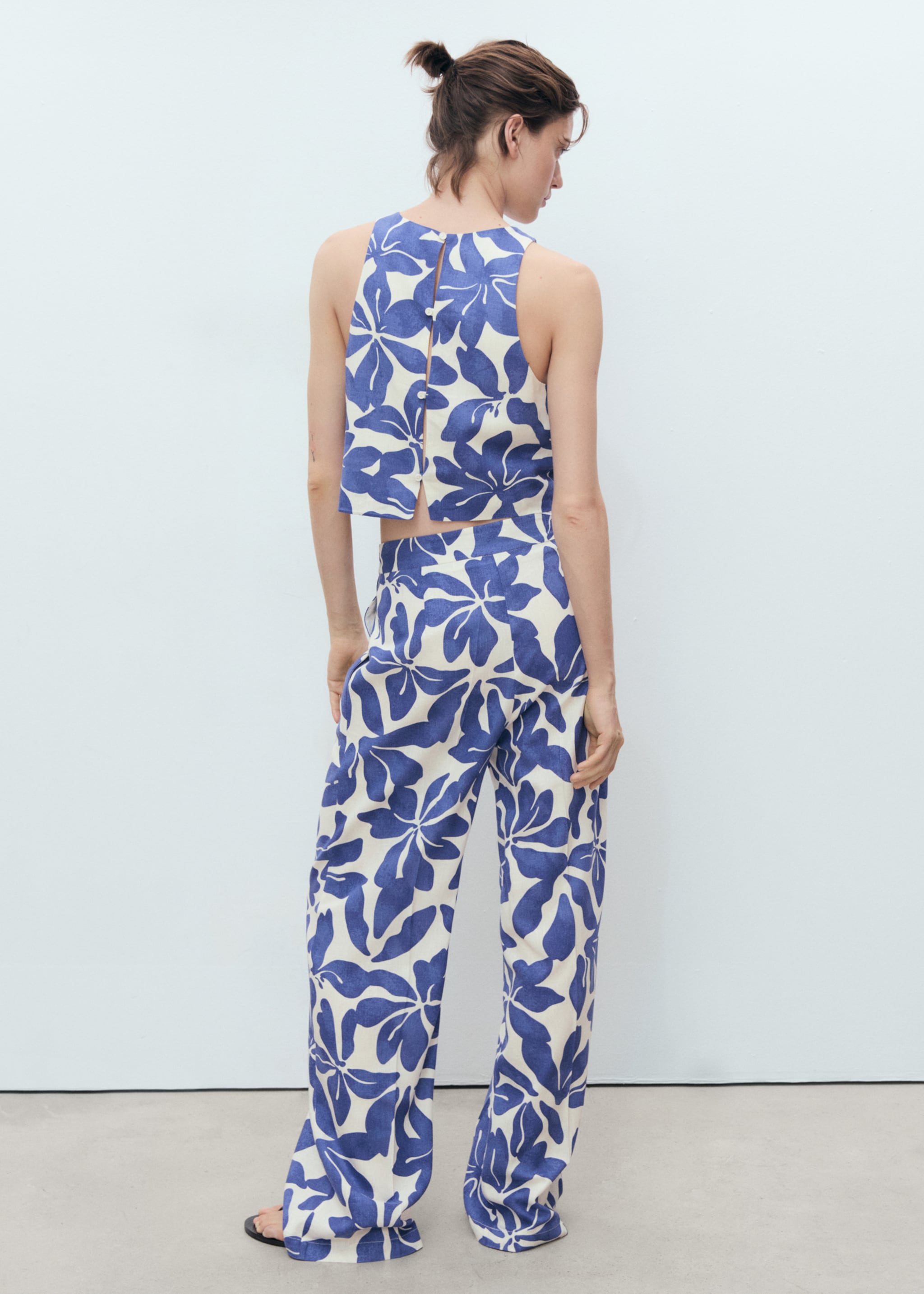 Printed linen-blend trousers - Reverse of the article