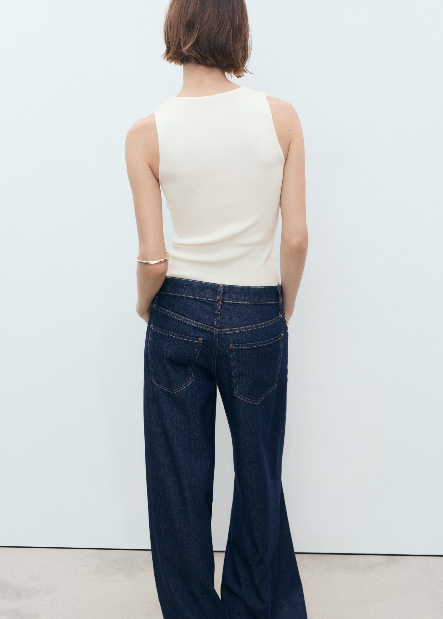 Fine-knit top - Reverse of the article