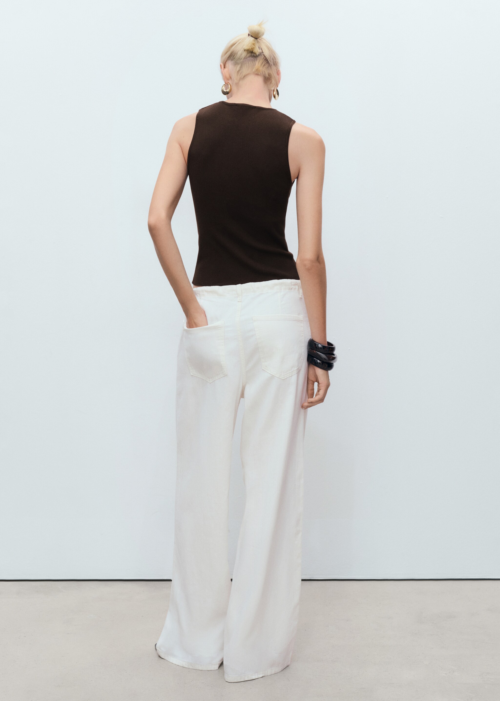 Fine-knit top - Reverse of the article