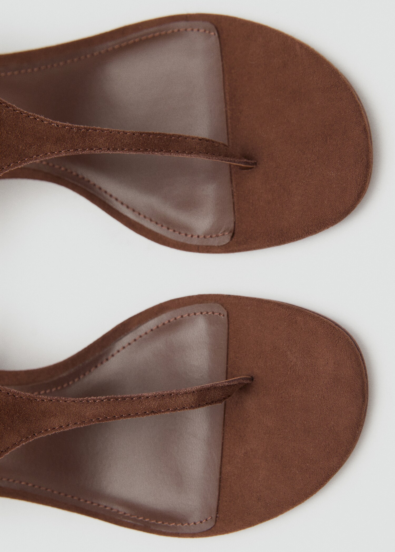 Suede leather heeled sandal - Details of the article 2